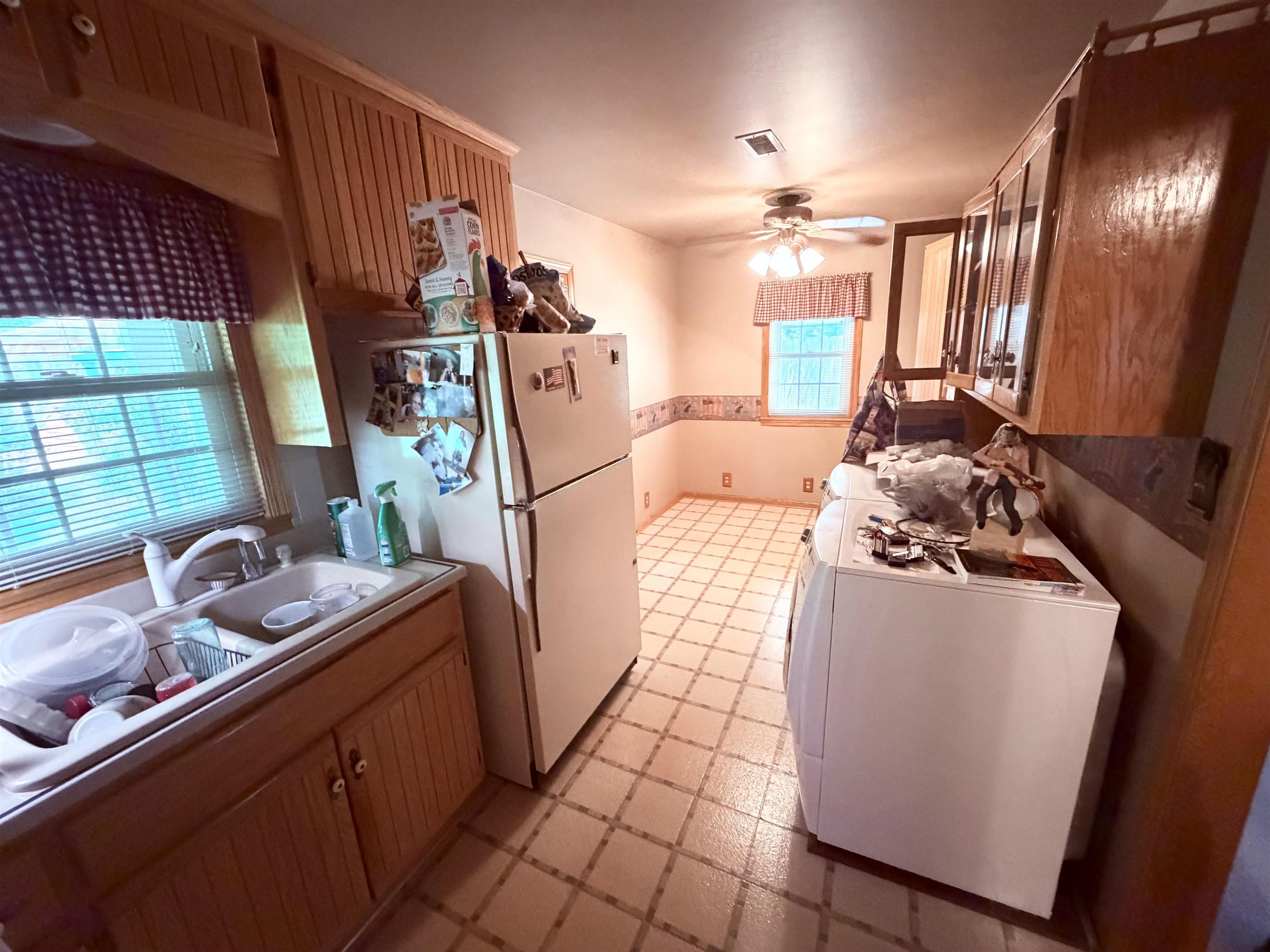 1022 S Cherry St. Property Photo 15