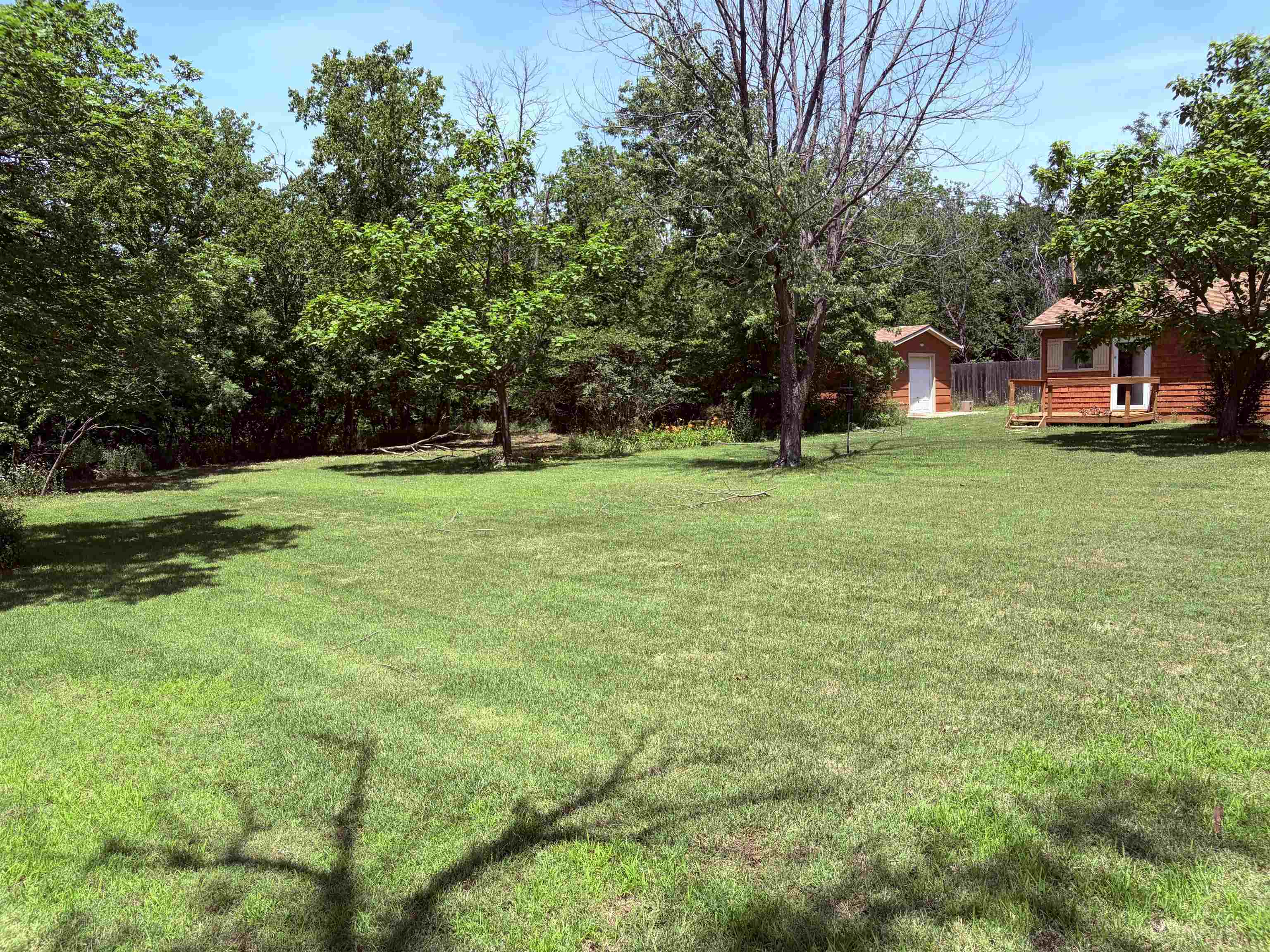 1022 S Cherry St. Property Photo 27