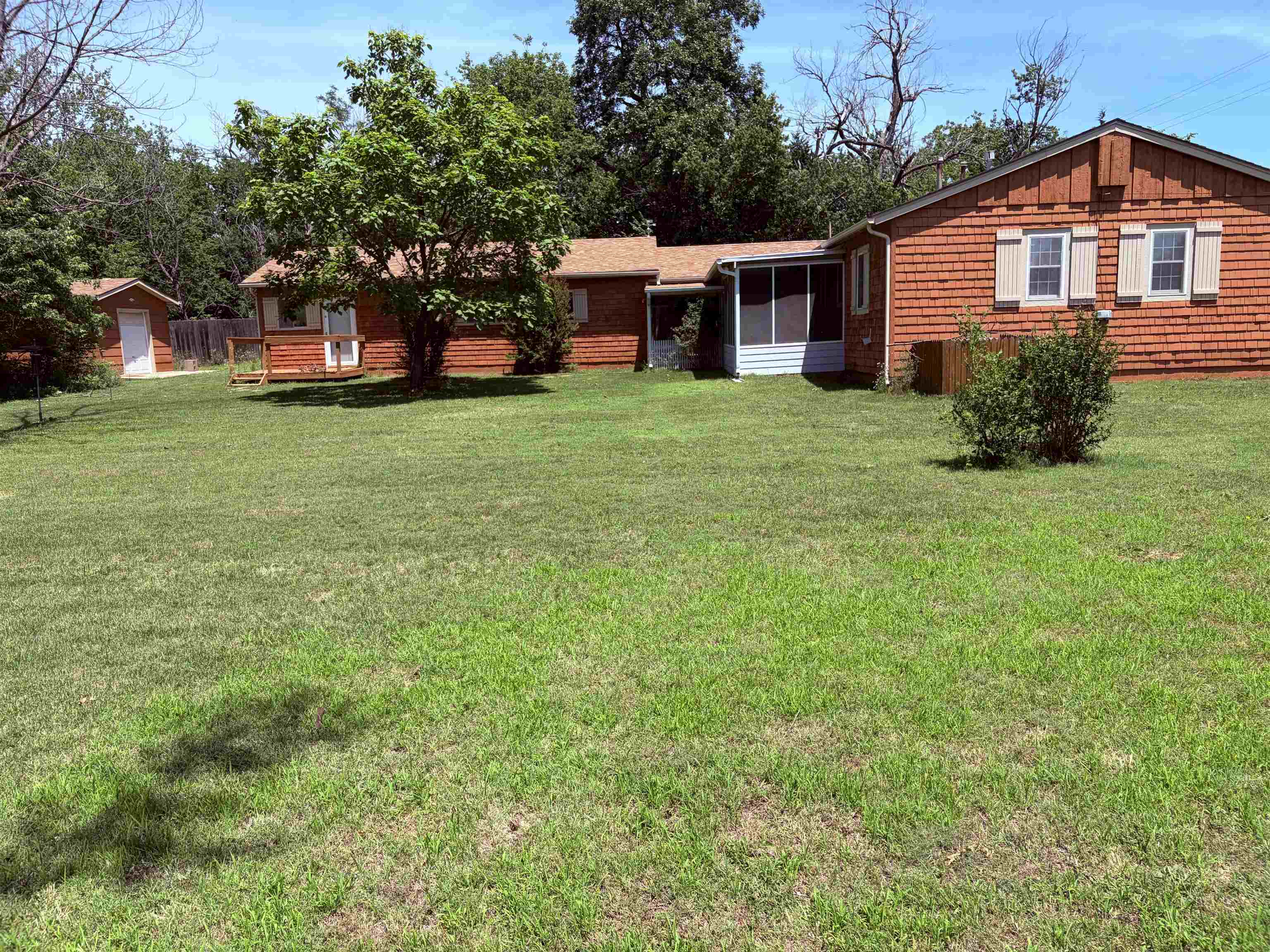 1022 S Cherry St. Property Photo 28