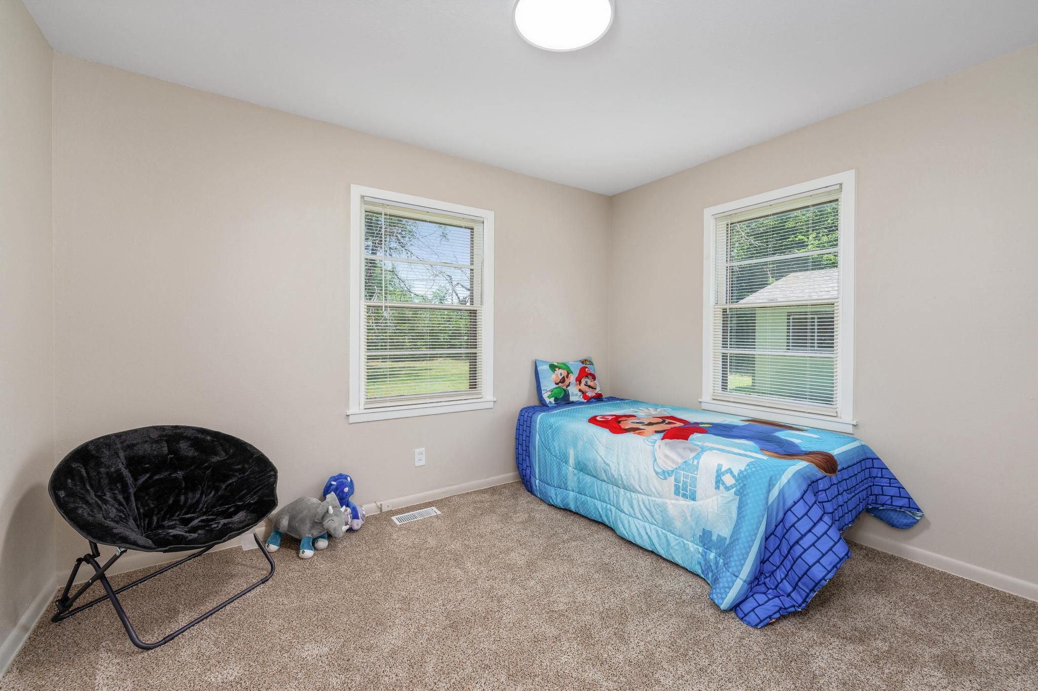 542 W Sunrise Dr Property Photo 17