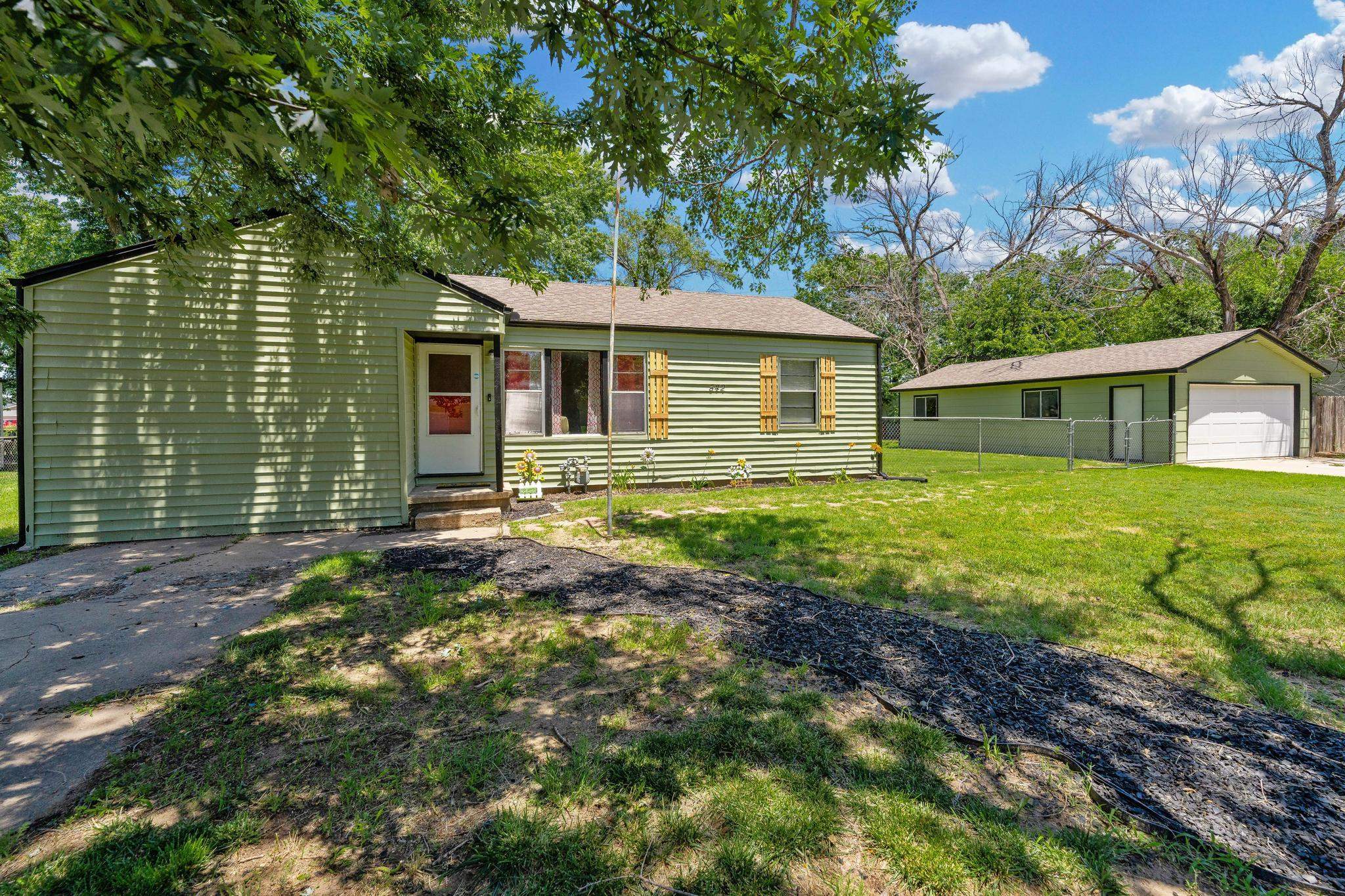 542 W Sunrise Dr Property Photo 32