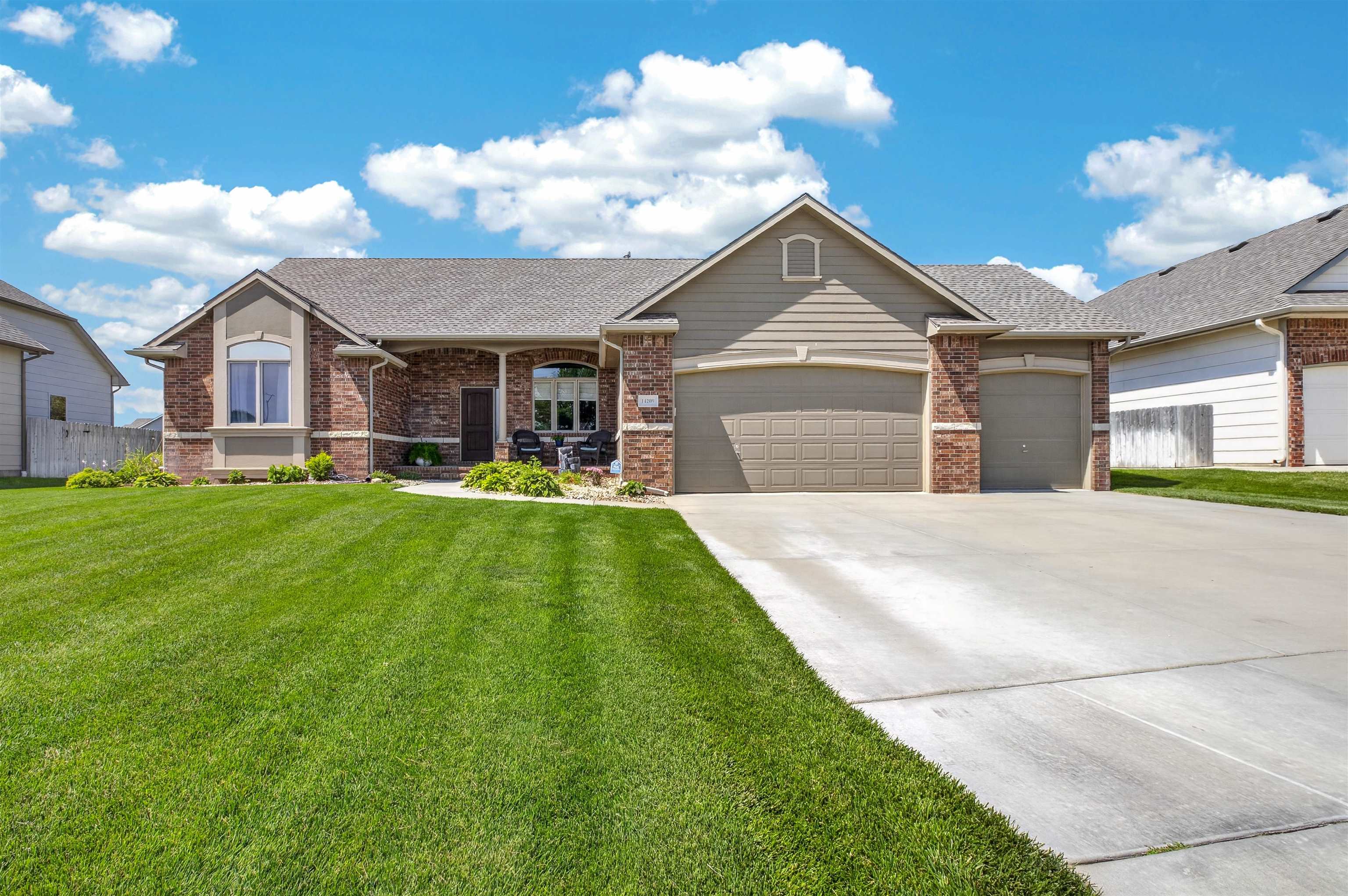 14209 W Binter Circle Property Photo 1