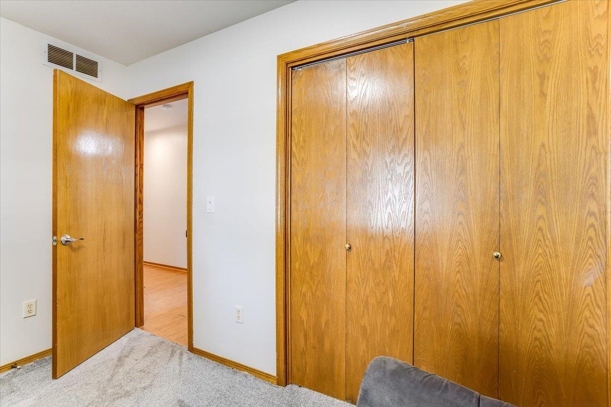 2721 N Stoney Point Ct Property Photo 20