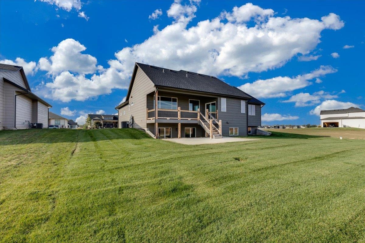 249 N Ciderbluff Ct. Property Photo 32