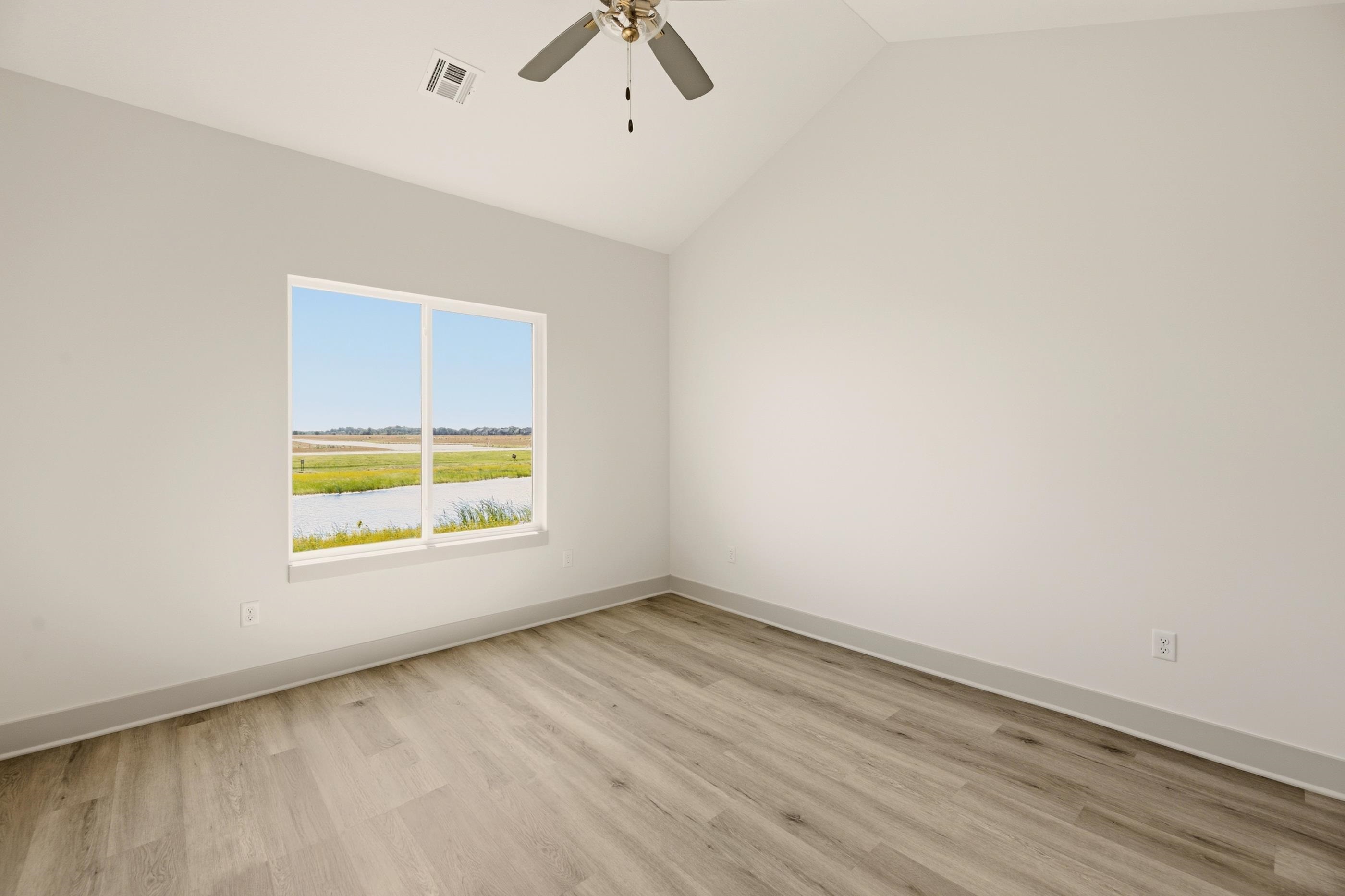 3520 N Azalea St Property Photo 15