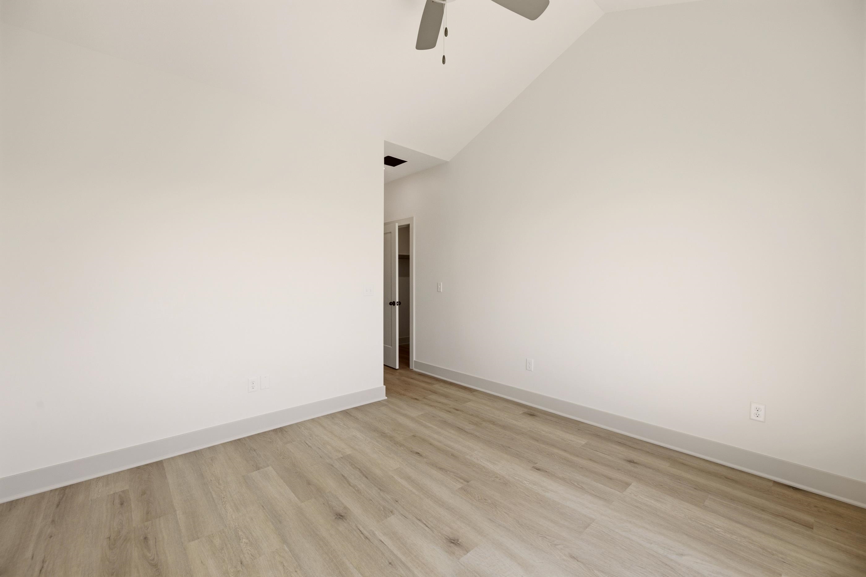 3520 N Azalea St Property Photo 16