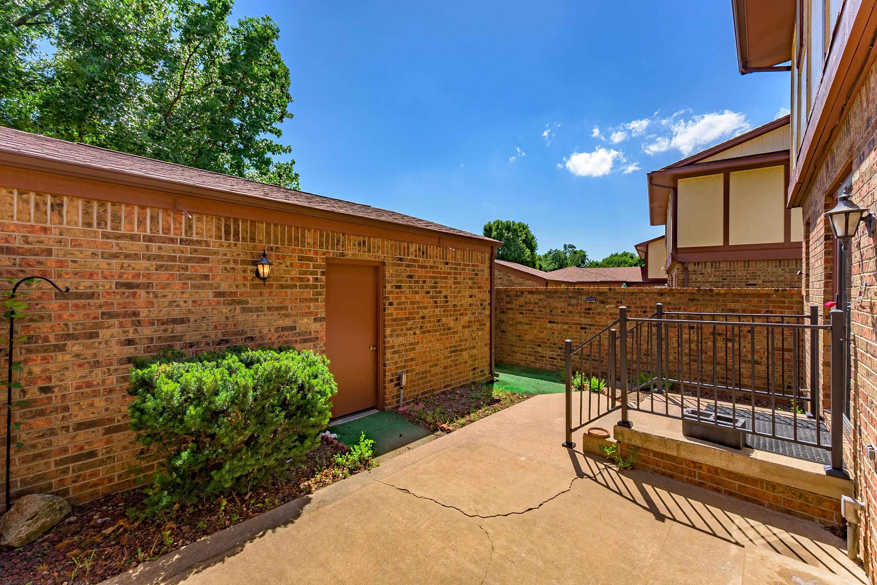 8917 W Harvest Property Photo 11