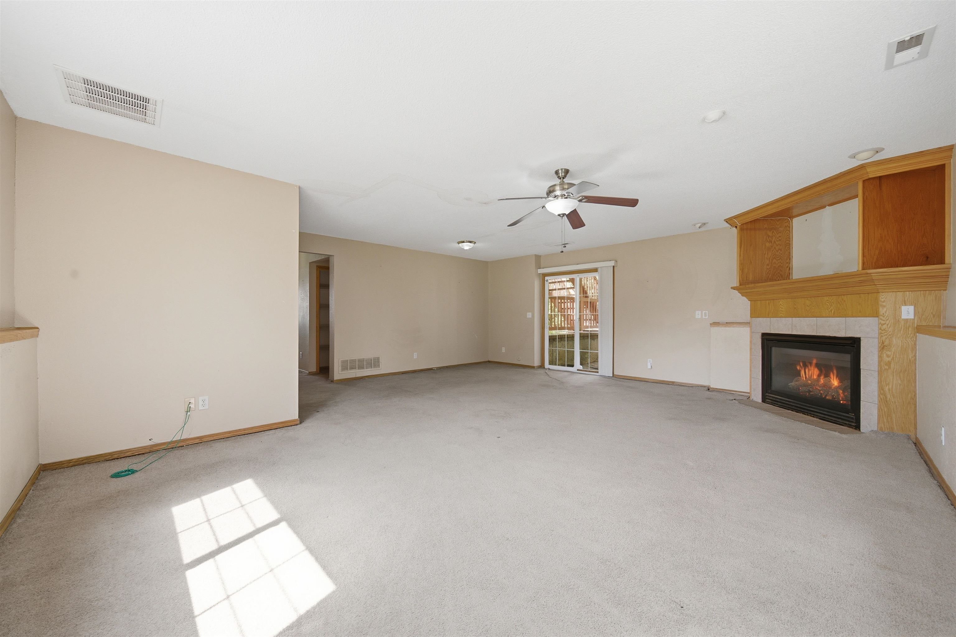 1942 S Chateau St Property Photo 21