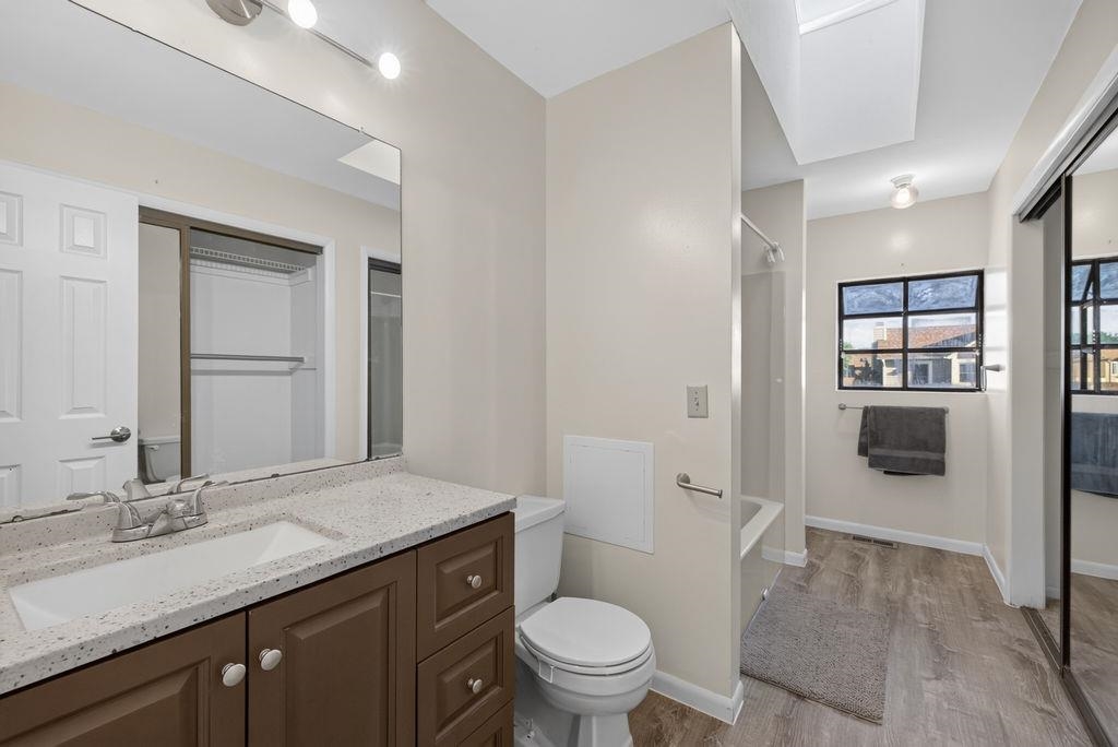 2405 S Capri Property Photo 11