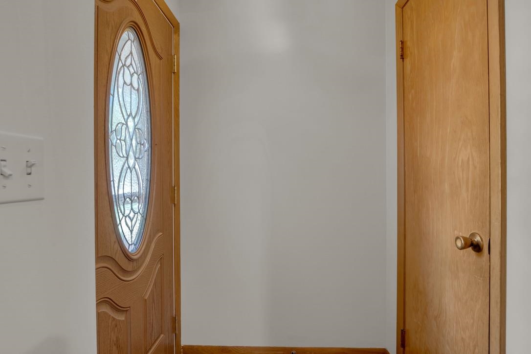 502 West Property Photo 4