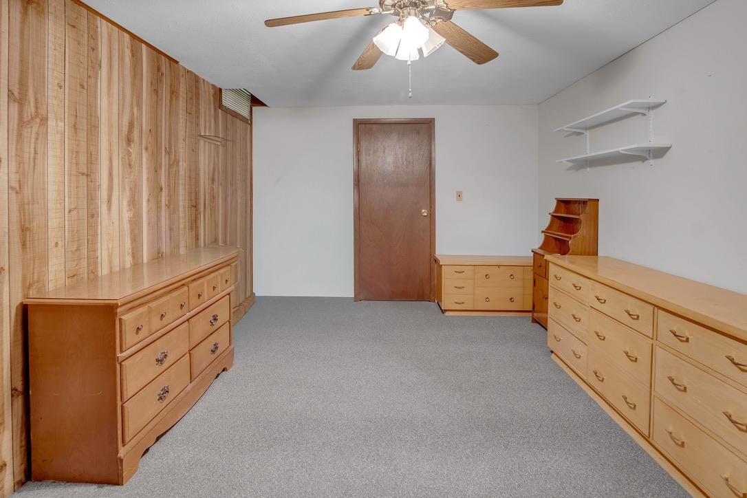 502 West Property Photo 28
