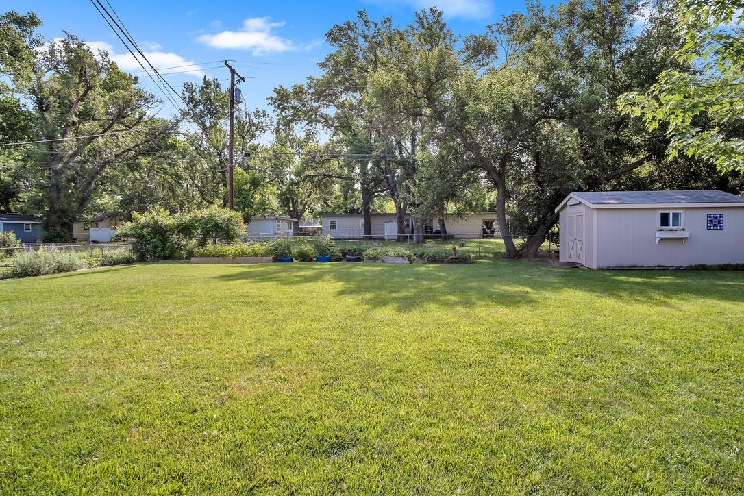502 West Property Photo 33