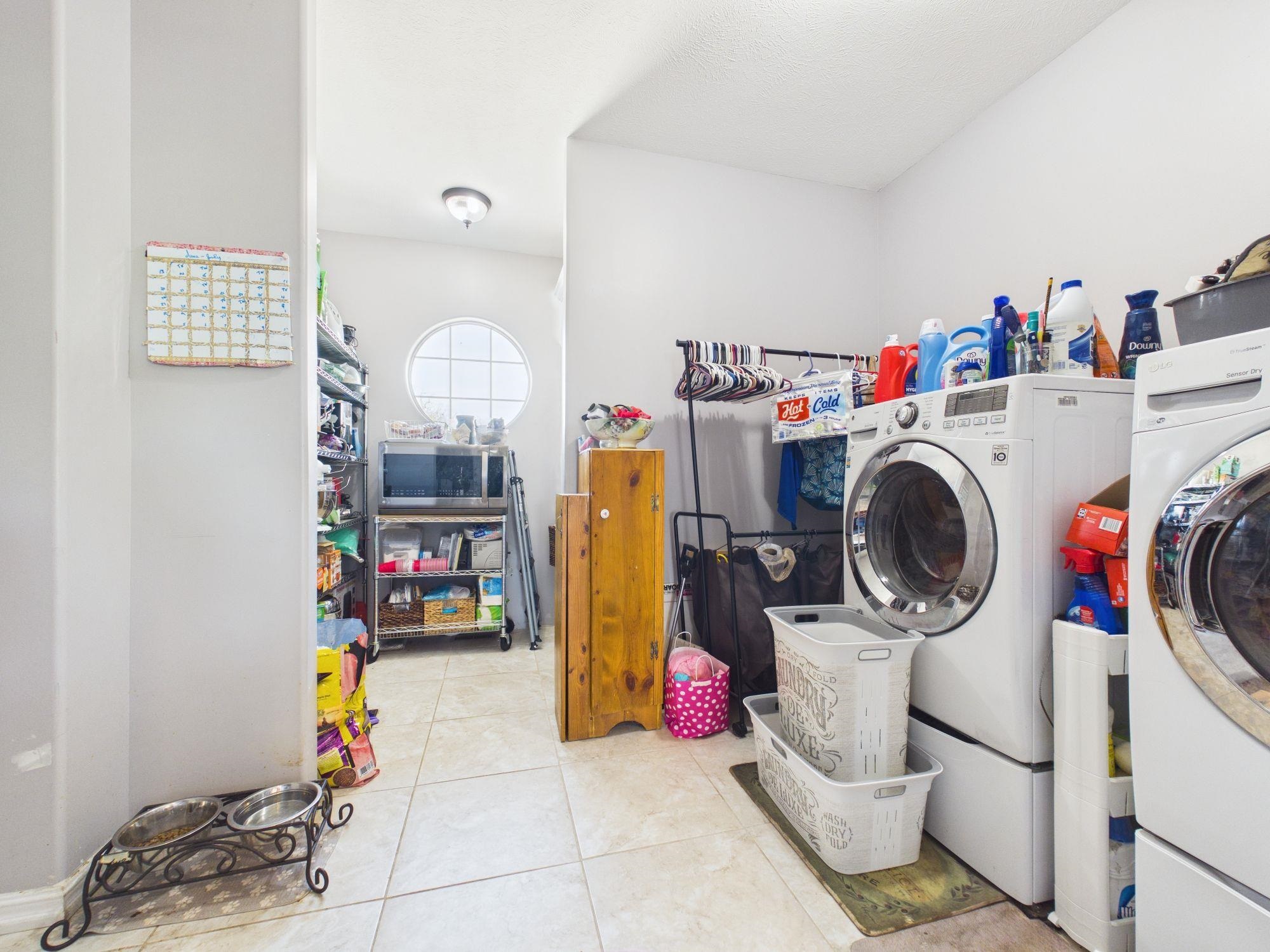 22015 W 101st St N Property Photo 17
