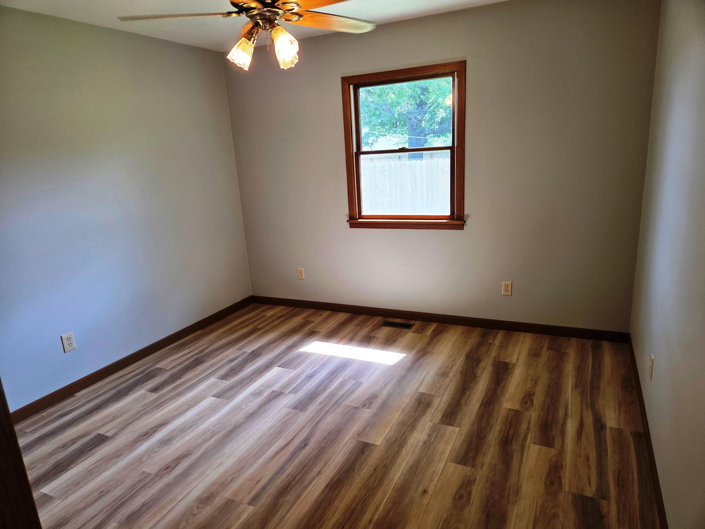 704 Northridge St Property Photo 11