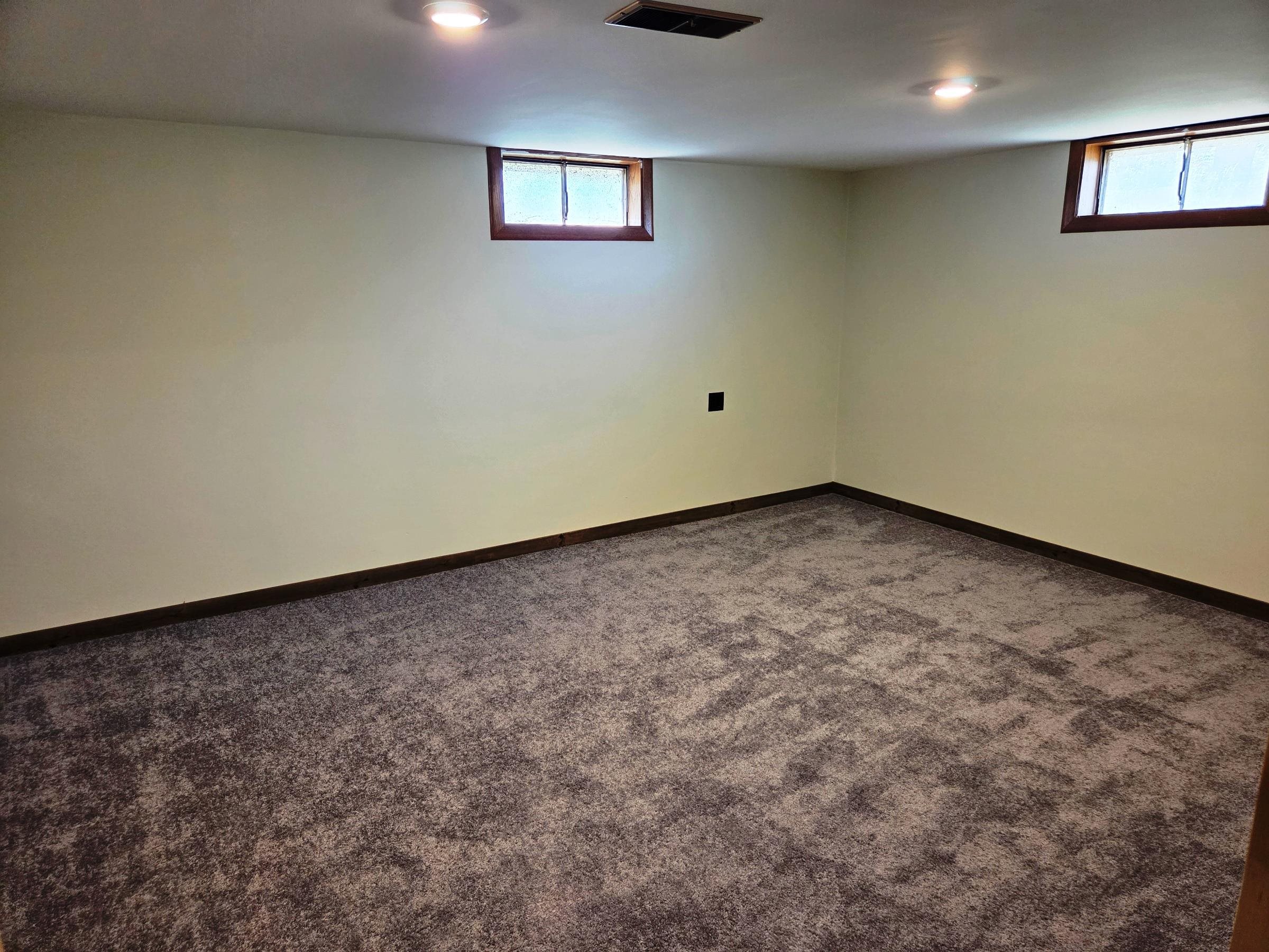 704 Northridge St Property Photo 18