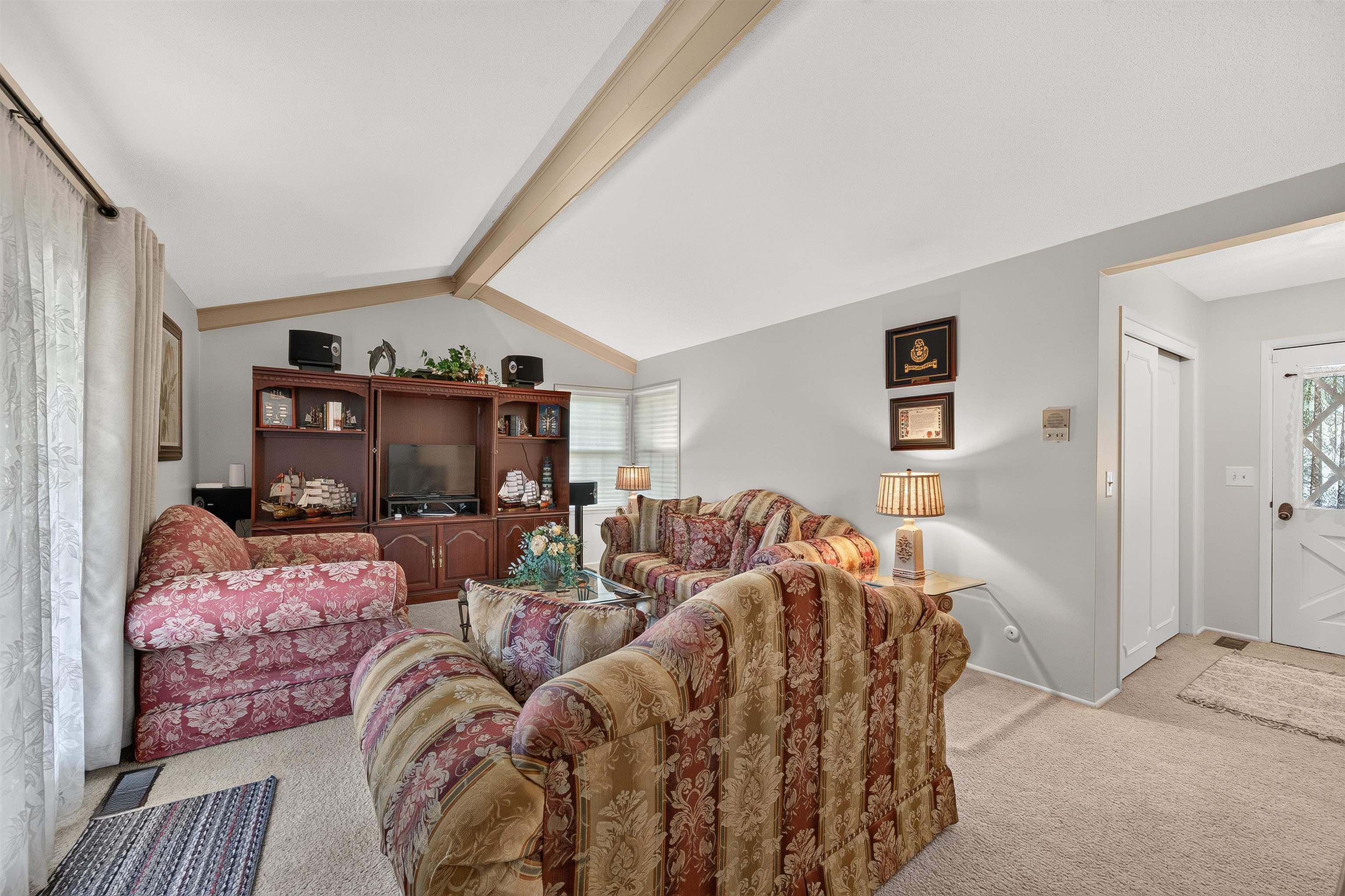 8621 E Tamarac St. Property Photo 4