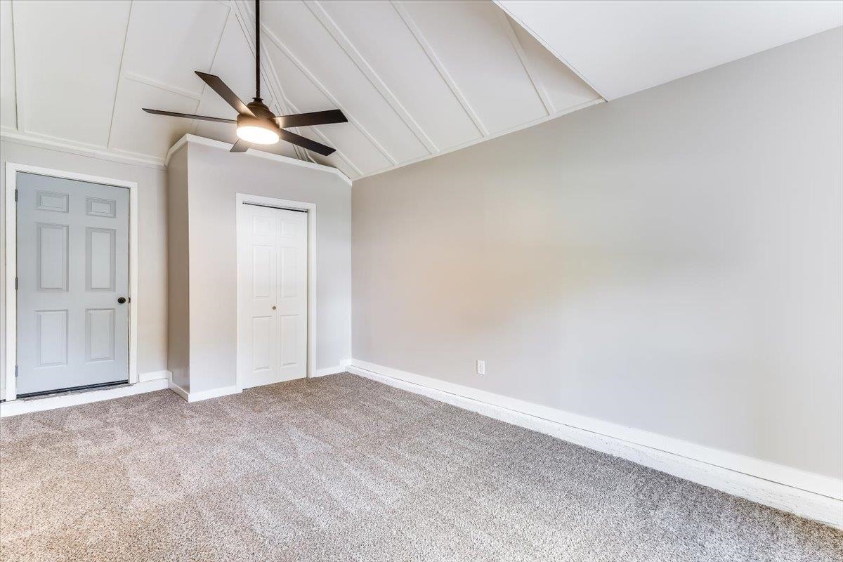 1727 N Northeast Parkway Property Photo 19