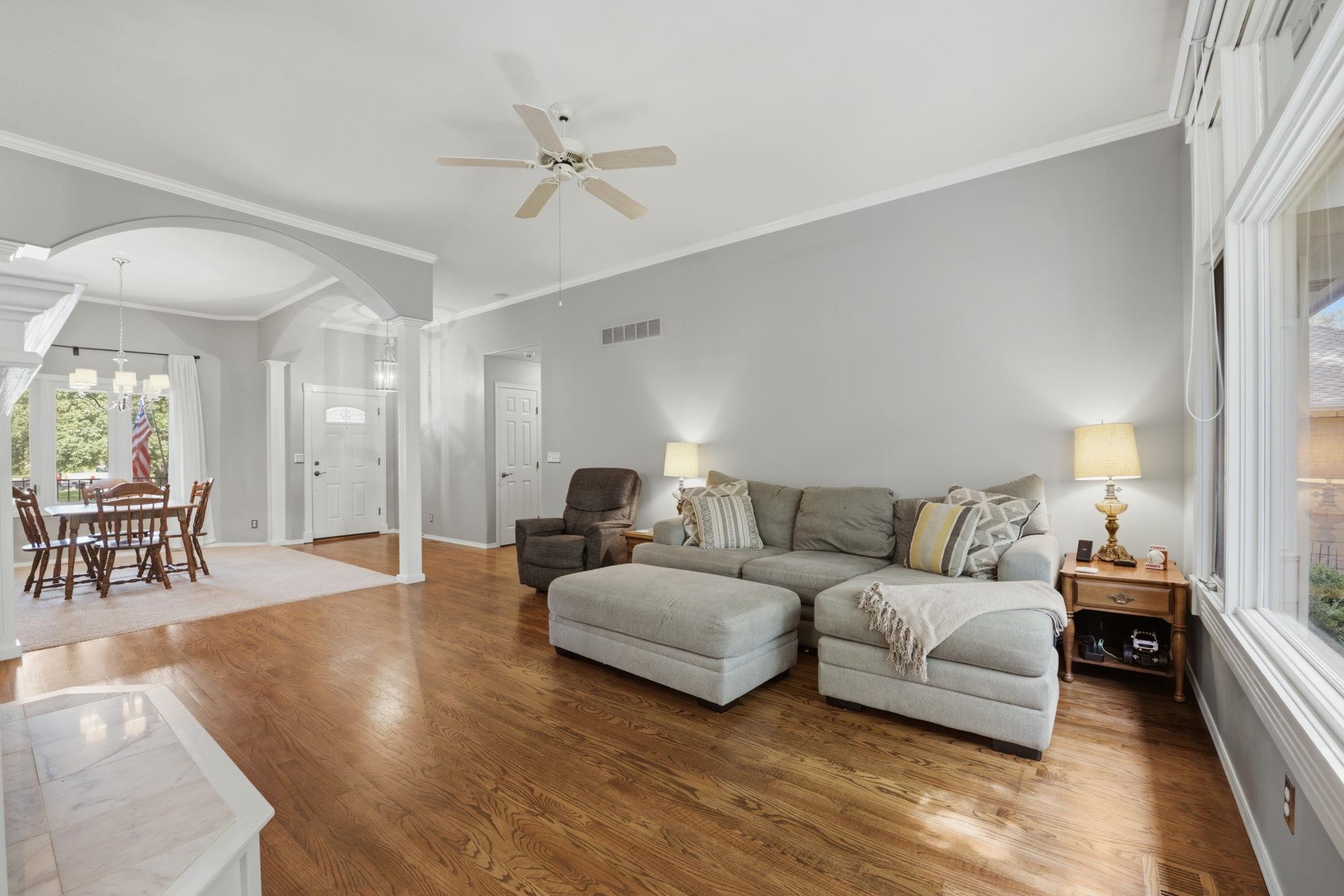 1362 N Hickory Creek Property Photo 4