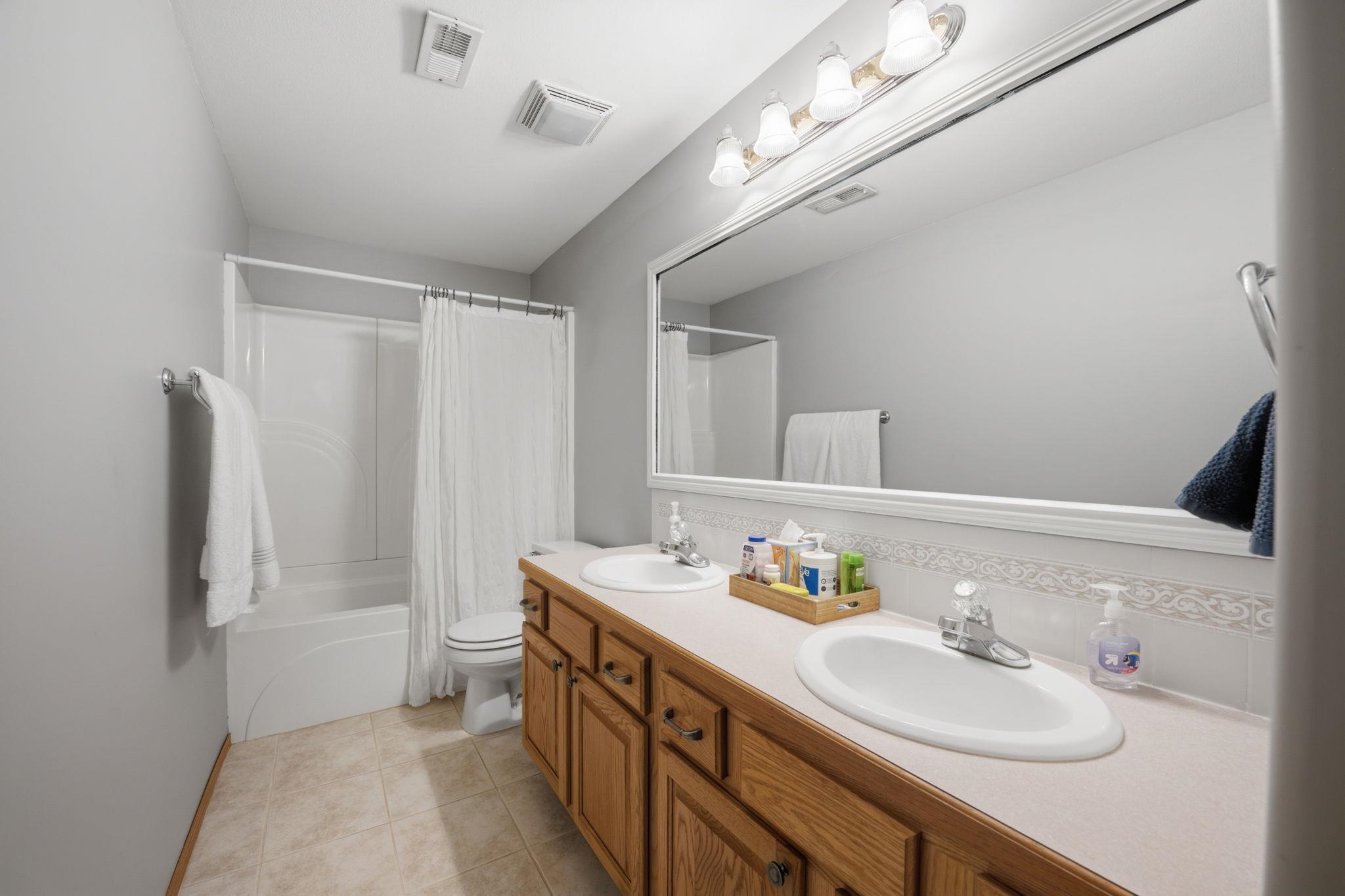 1362 N Hickory Creek Property Photo 27