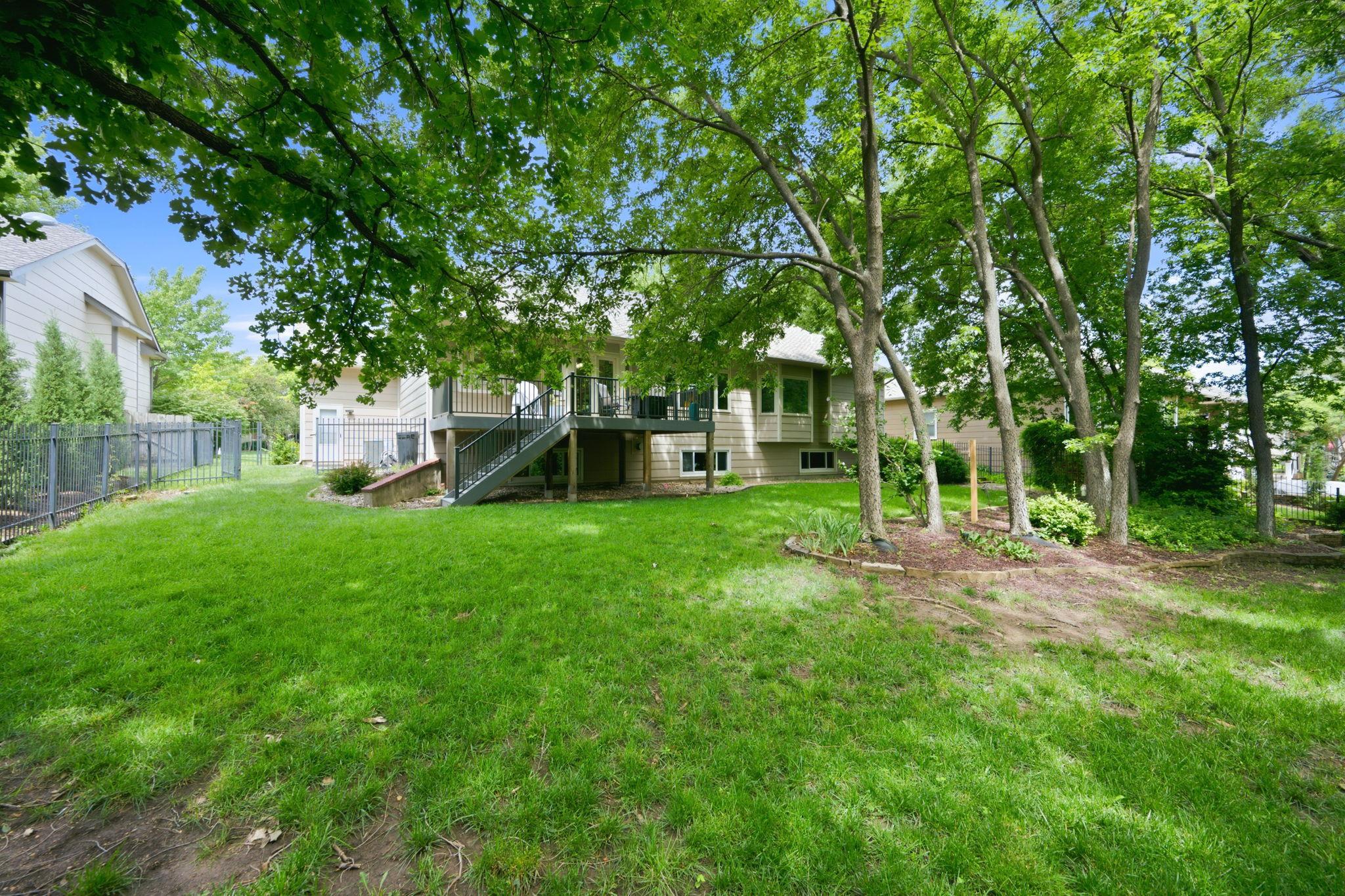1362 N Hickory Creek Property Photo 32