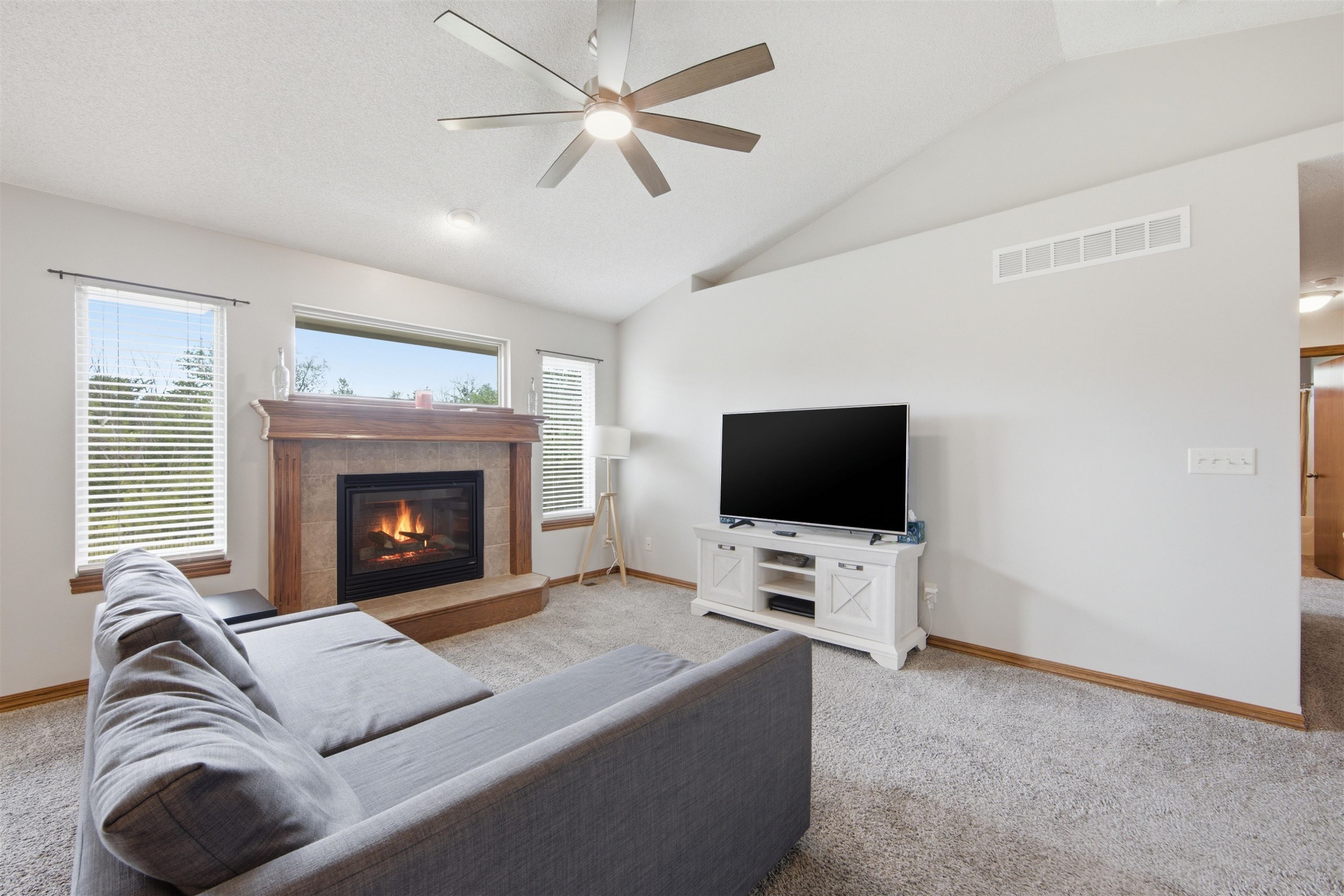 13302 E Laguna Property Photo 6