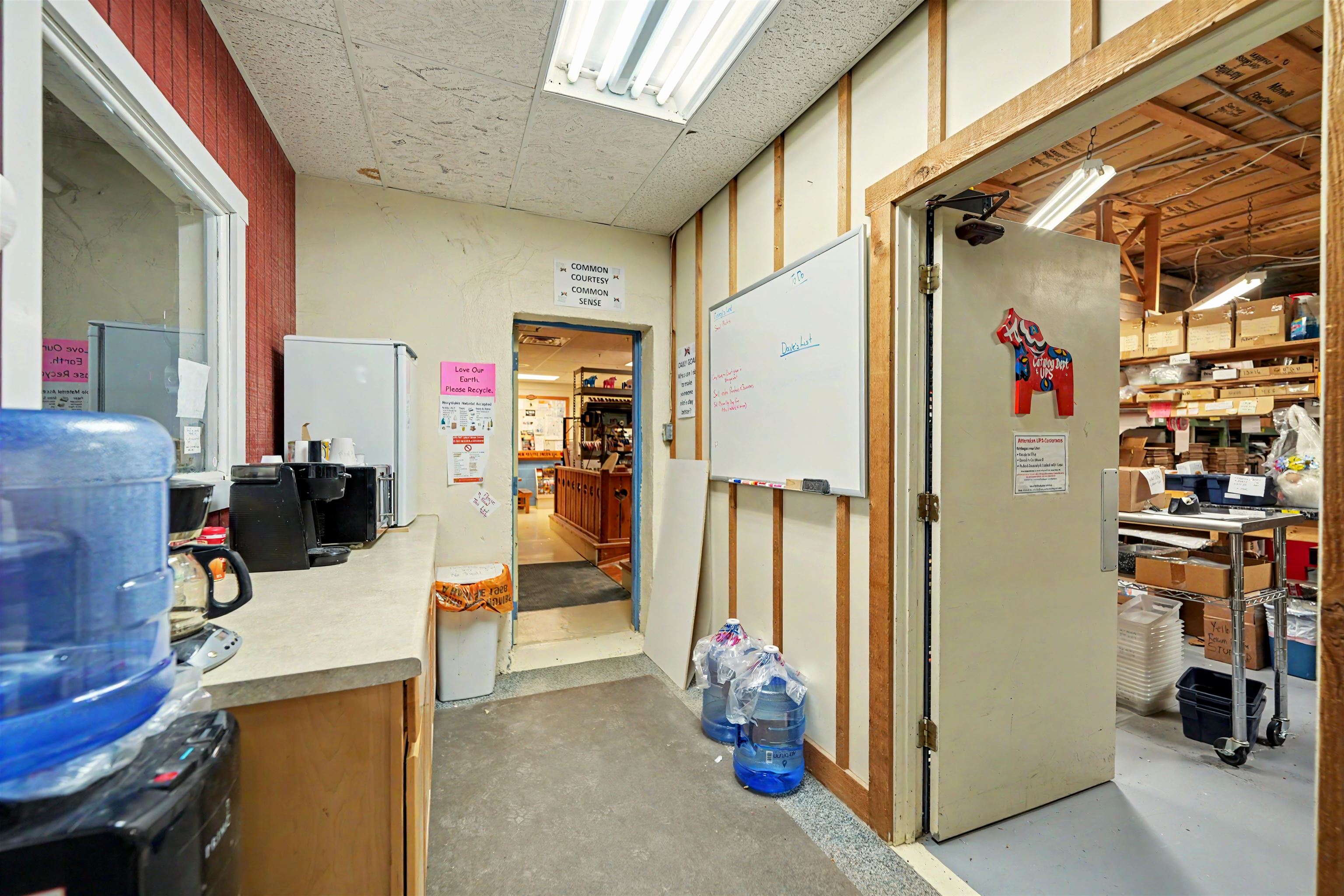 201 N Main St. Property Photo 18