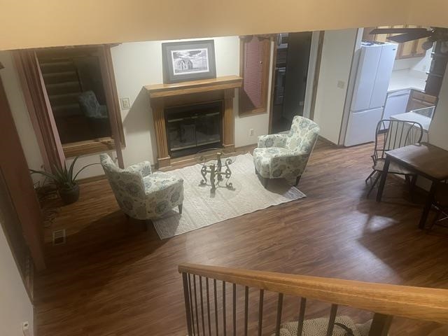 1037 N Lakewind Property Photo 4