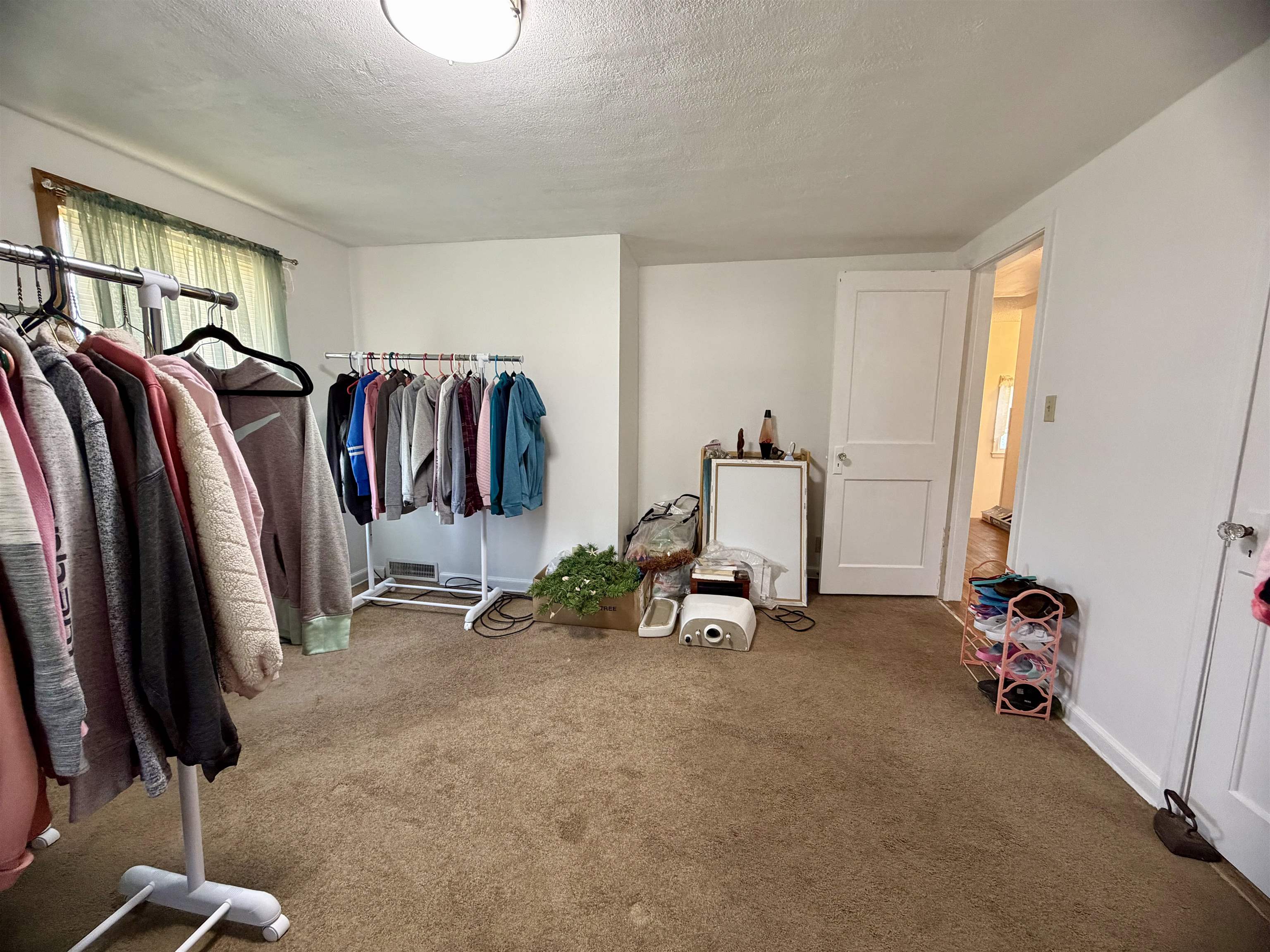 1510 N Main St. Property Photo 18