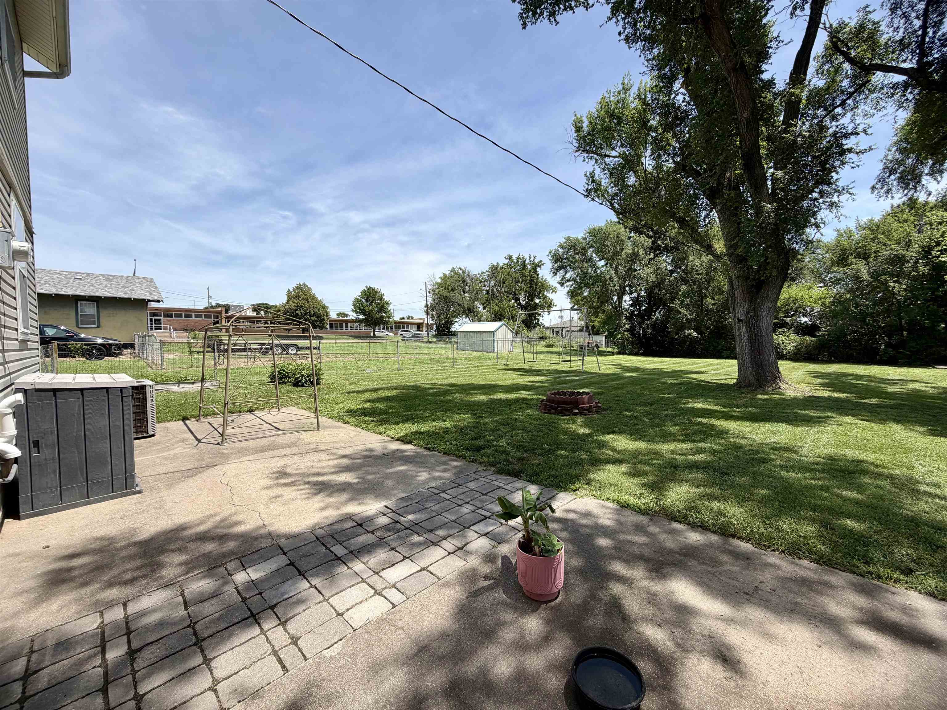 1510 N Main St. Property Photo 28