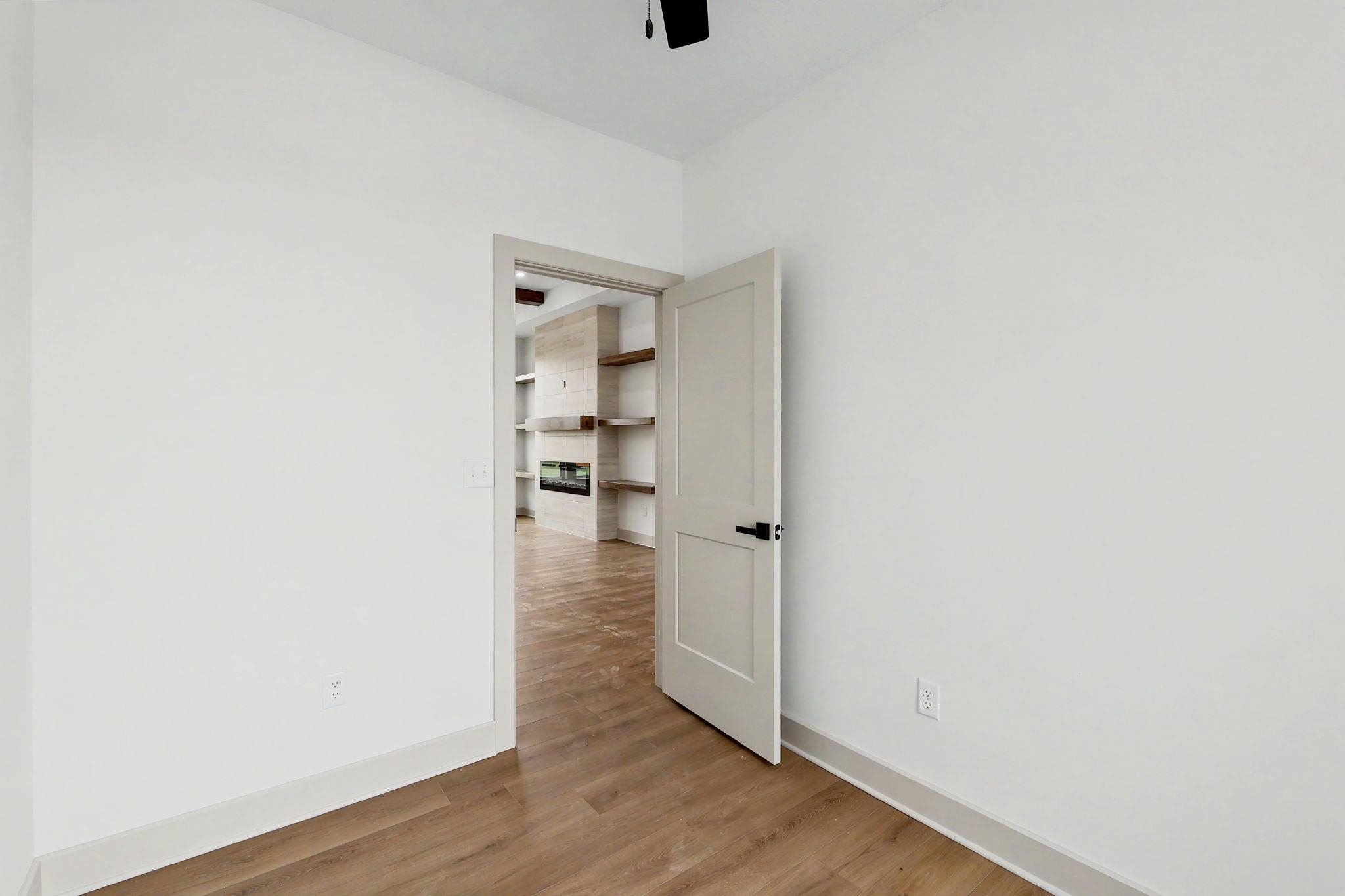 336 S Buckland St Property Photo 15
