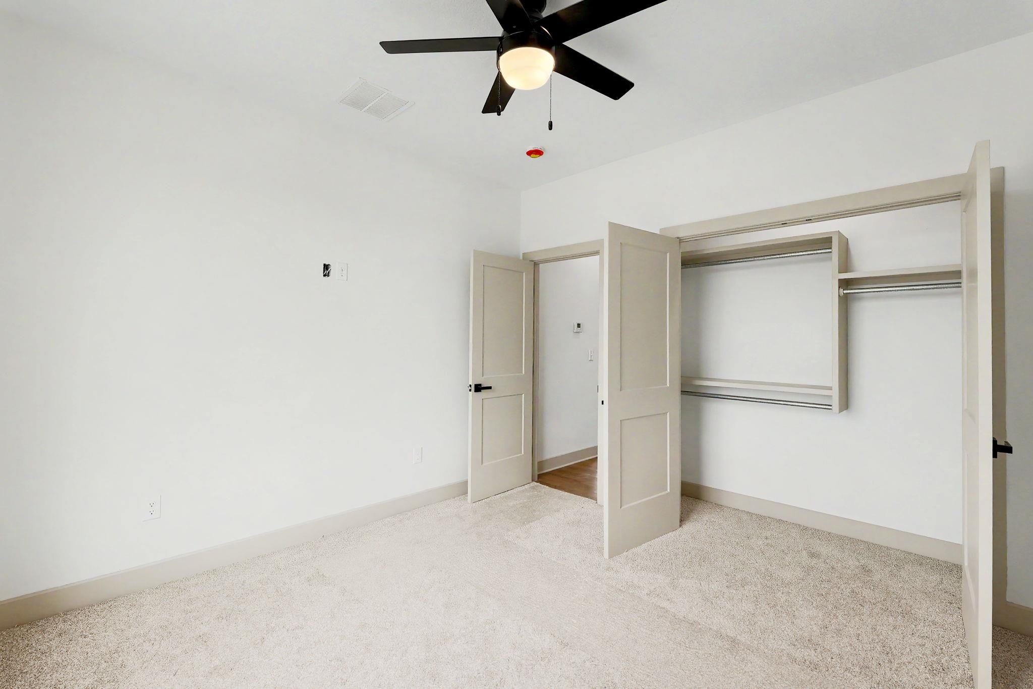 336 S Buckland St Property Photo 19