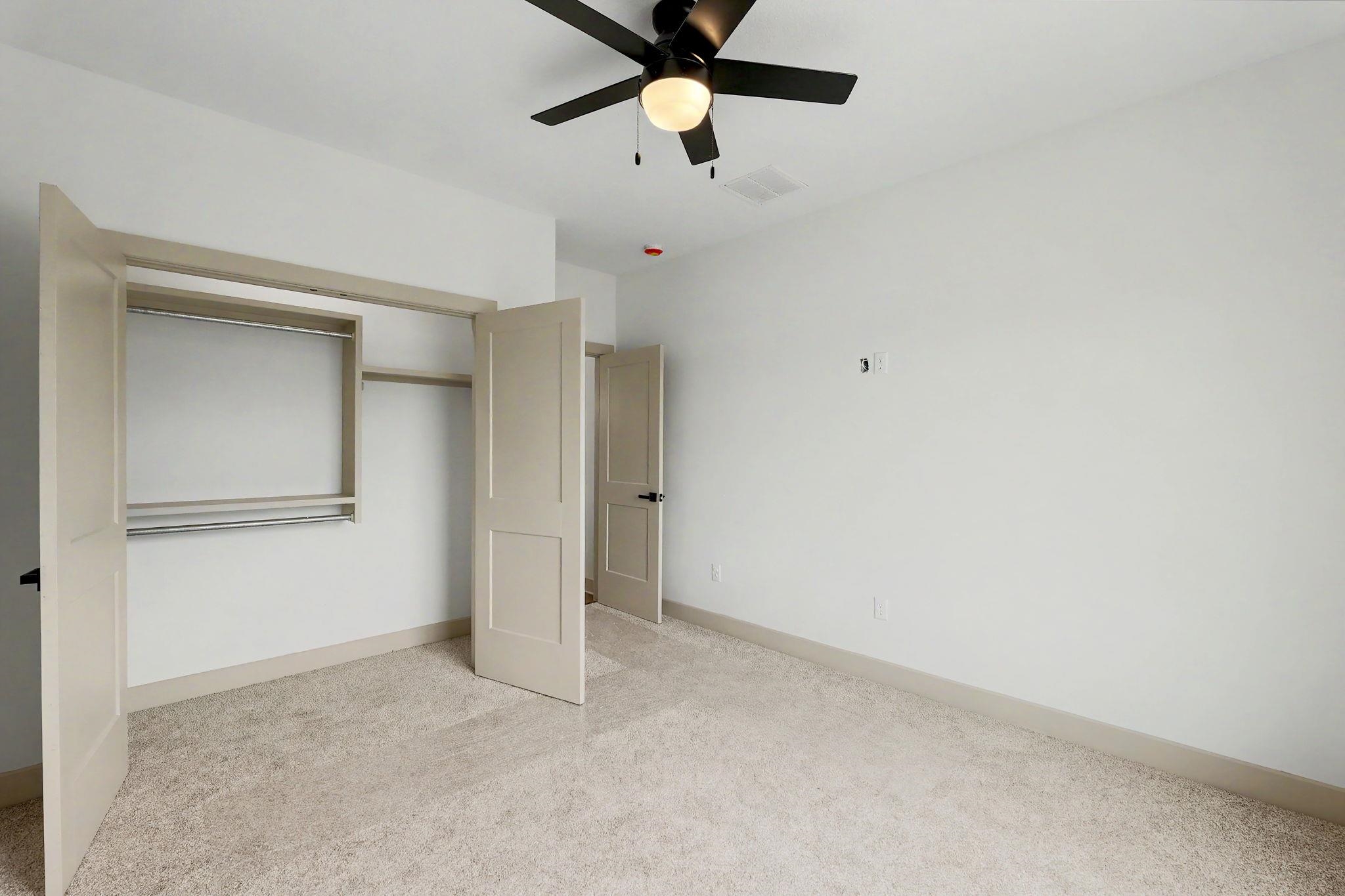 336 S Buckland St Property Photo 23