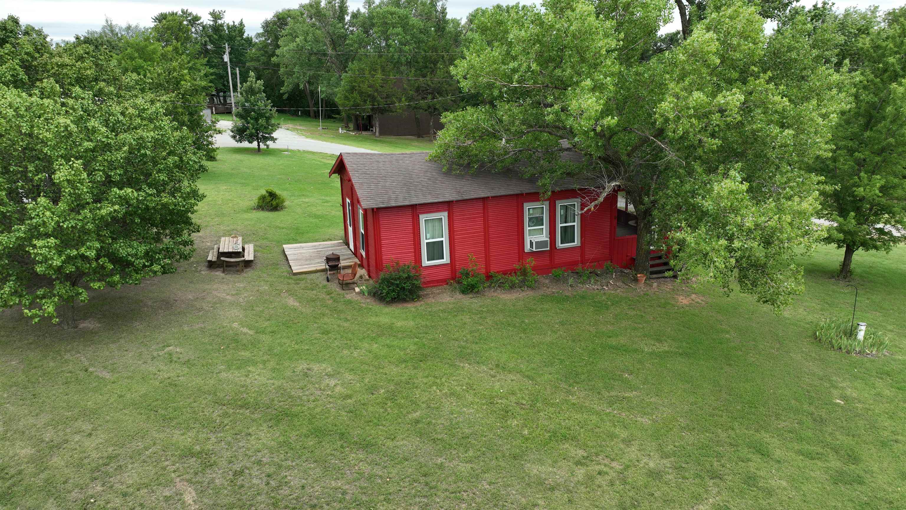 250 Ne Hummingbird Property Photo 15