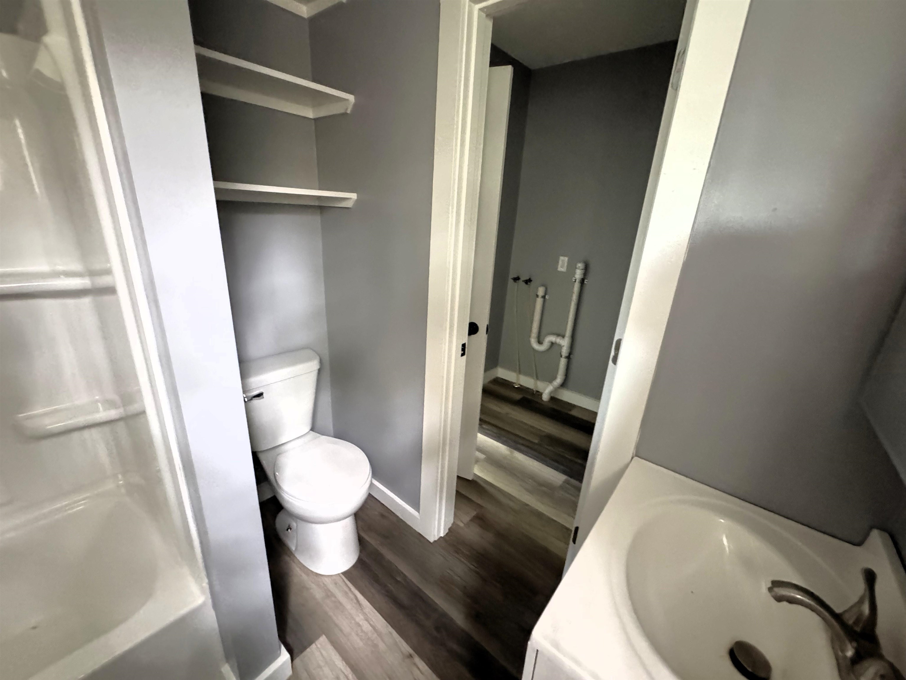 102 & 102 1/2 N West Pl Property Photo 10