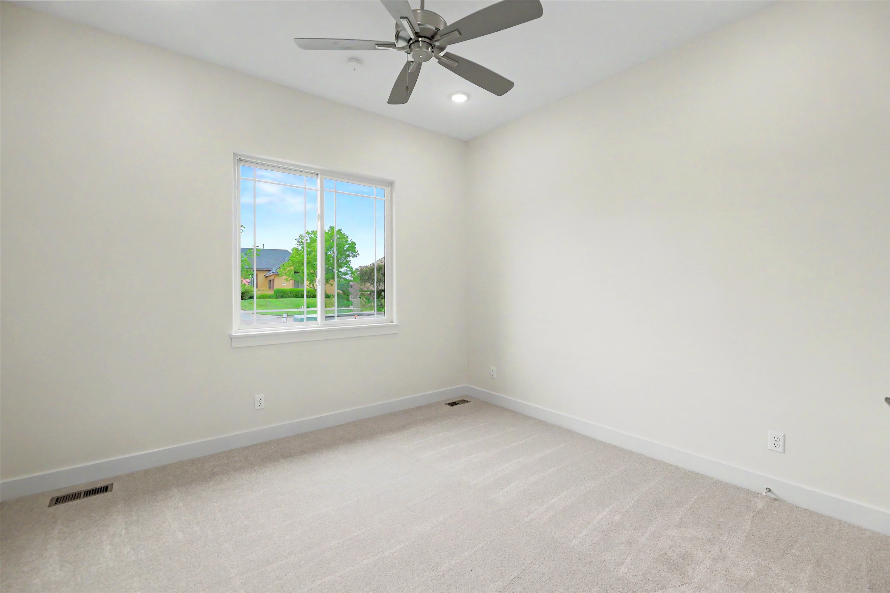 1834 W Harborlight Property Photo 21