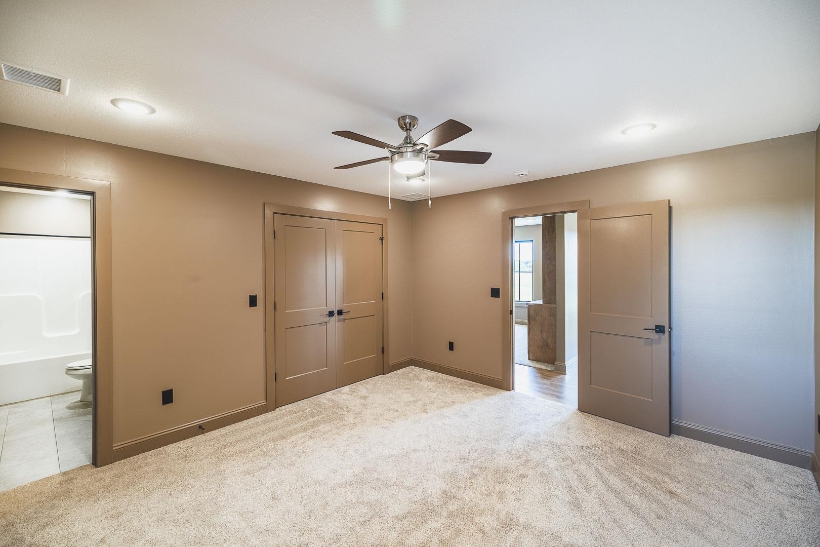 243 Thurston Property Photo 14