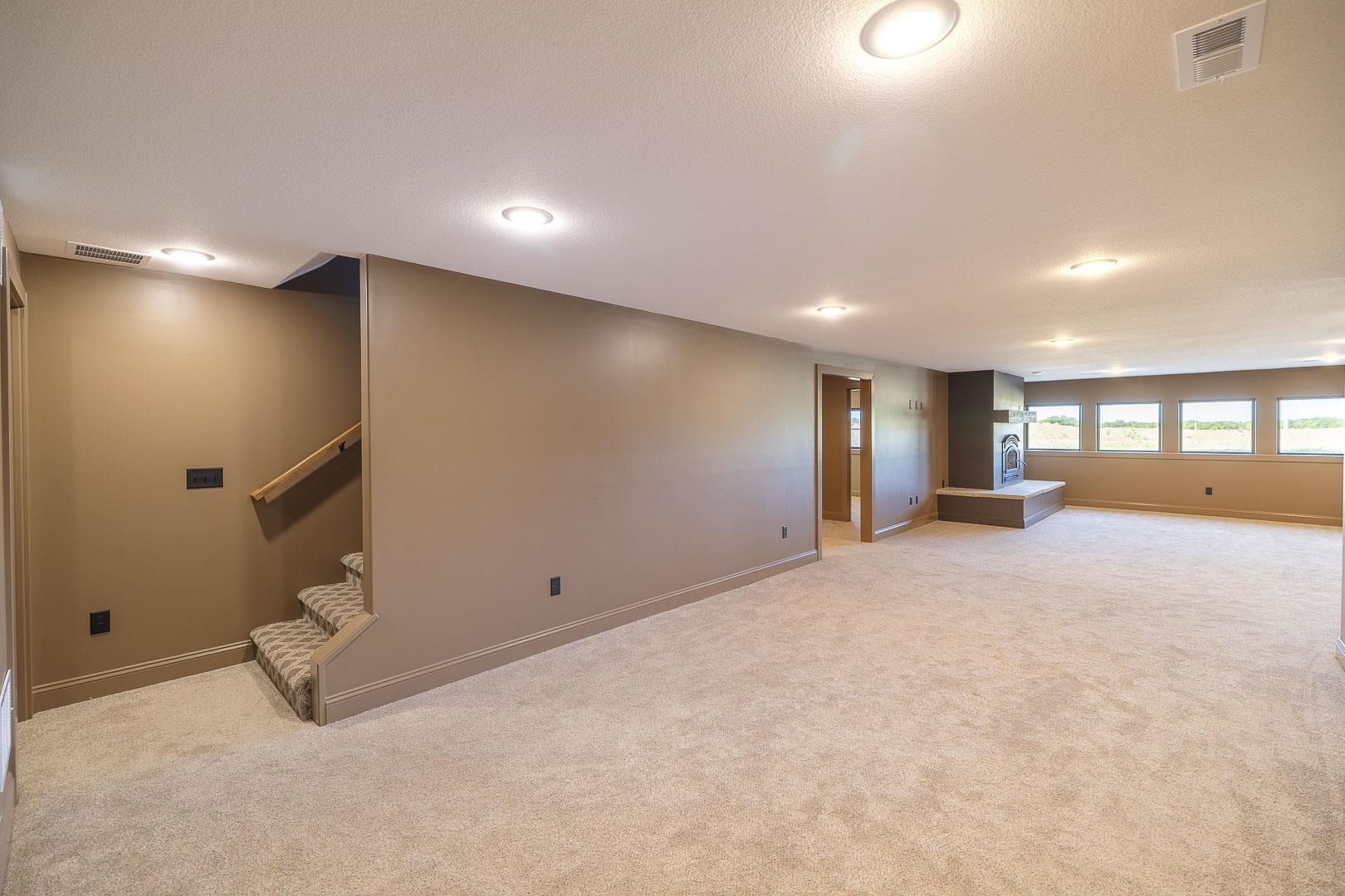 243 Thurston Property Photo 19
