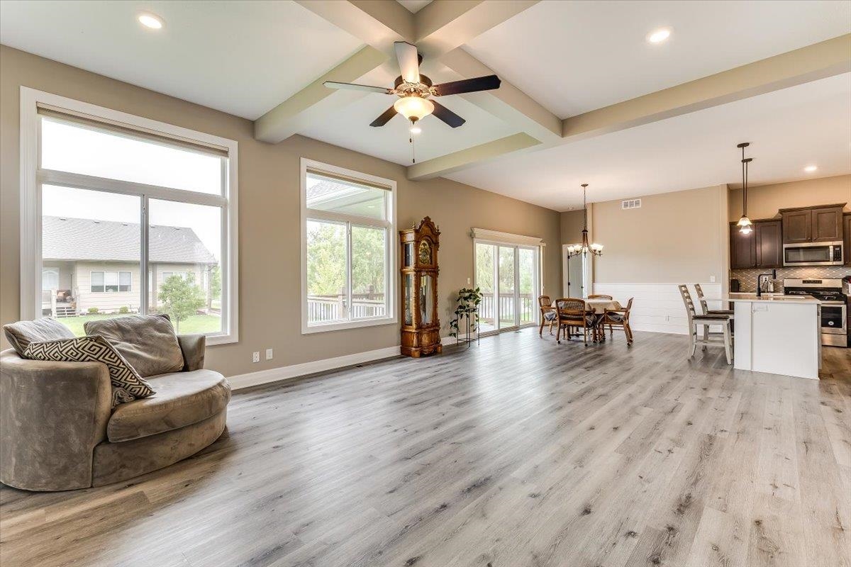 3513 N Bluestem Property Photo 8