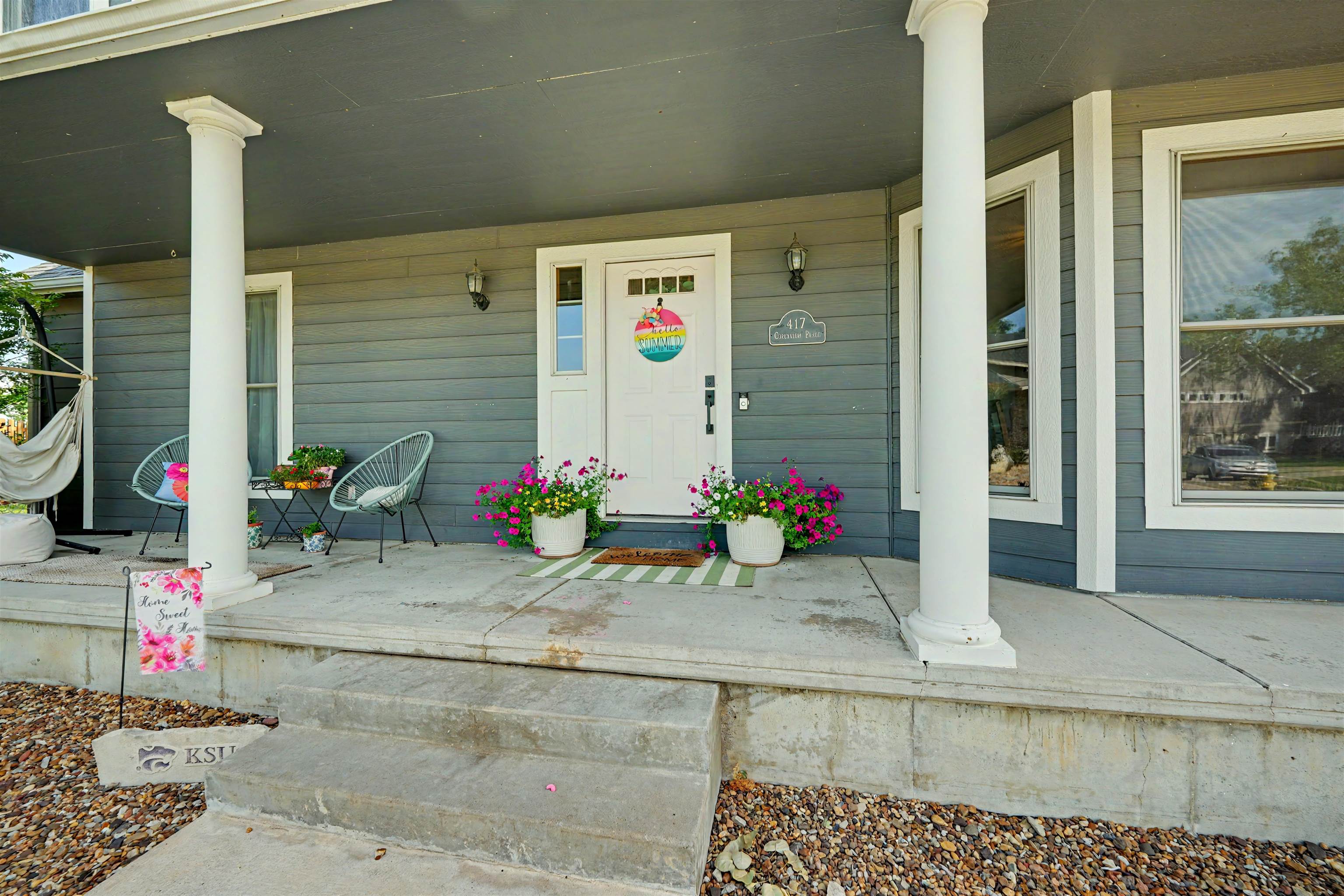 417 Coreyview Place Property Photo 3