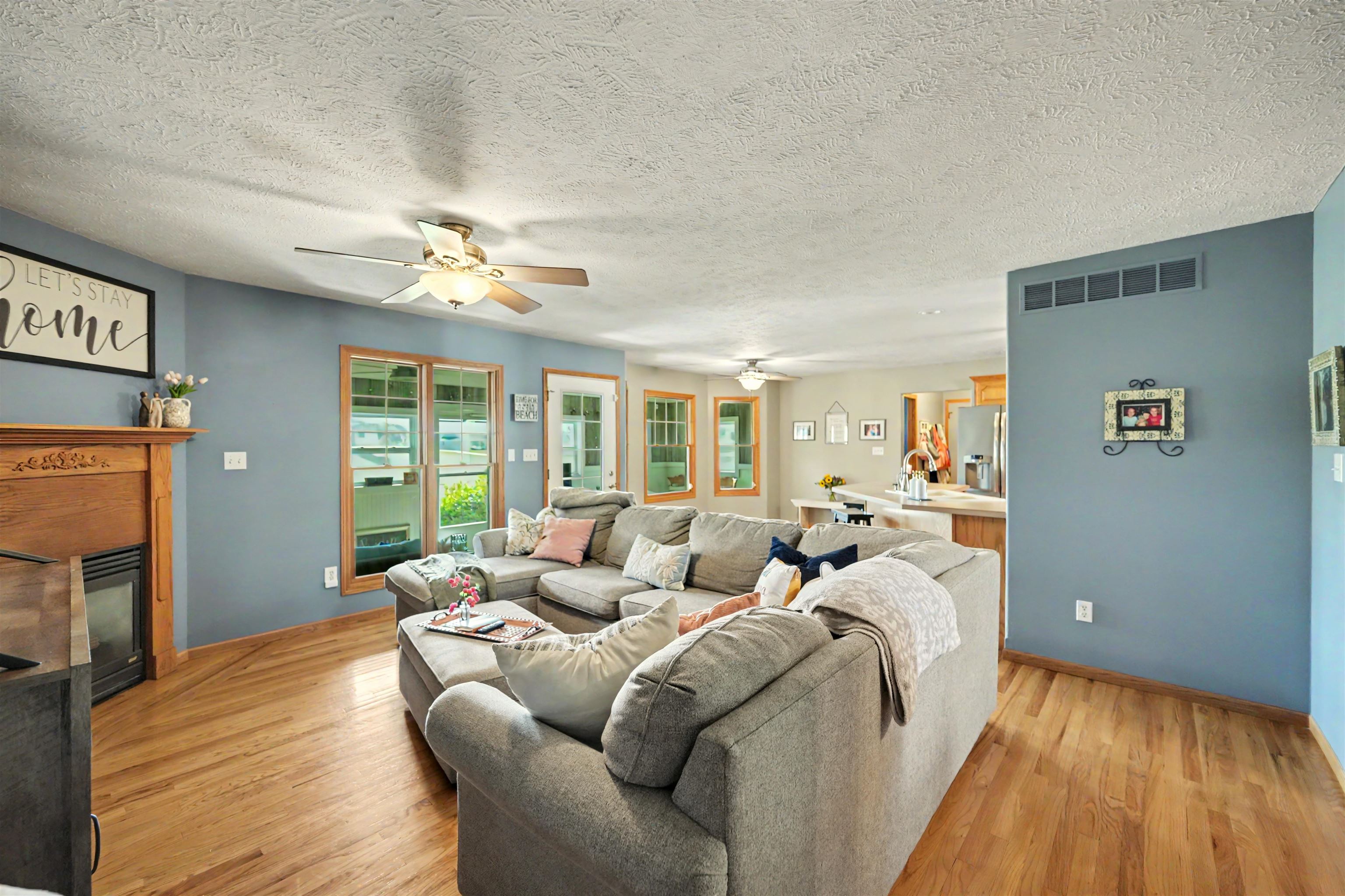 417 Coreyview Place Property Photo 6