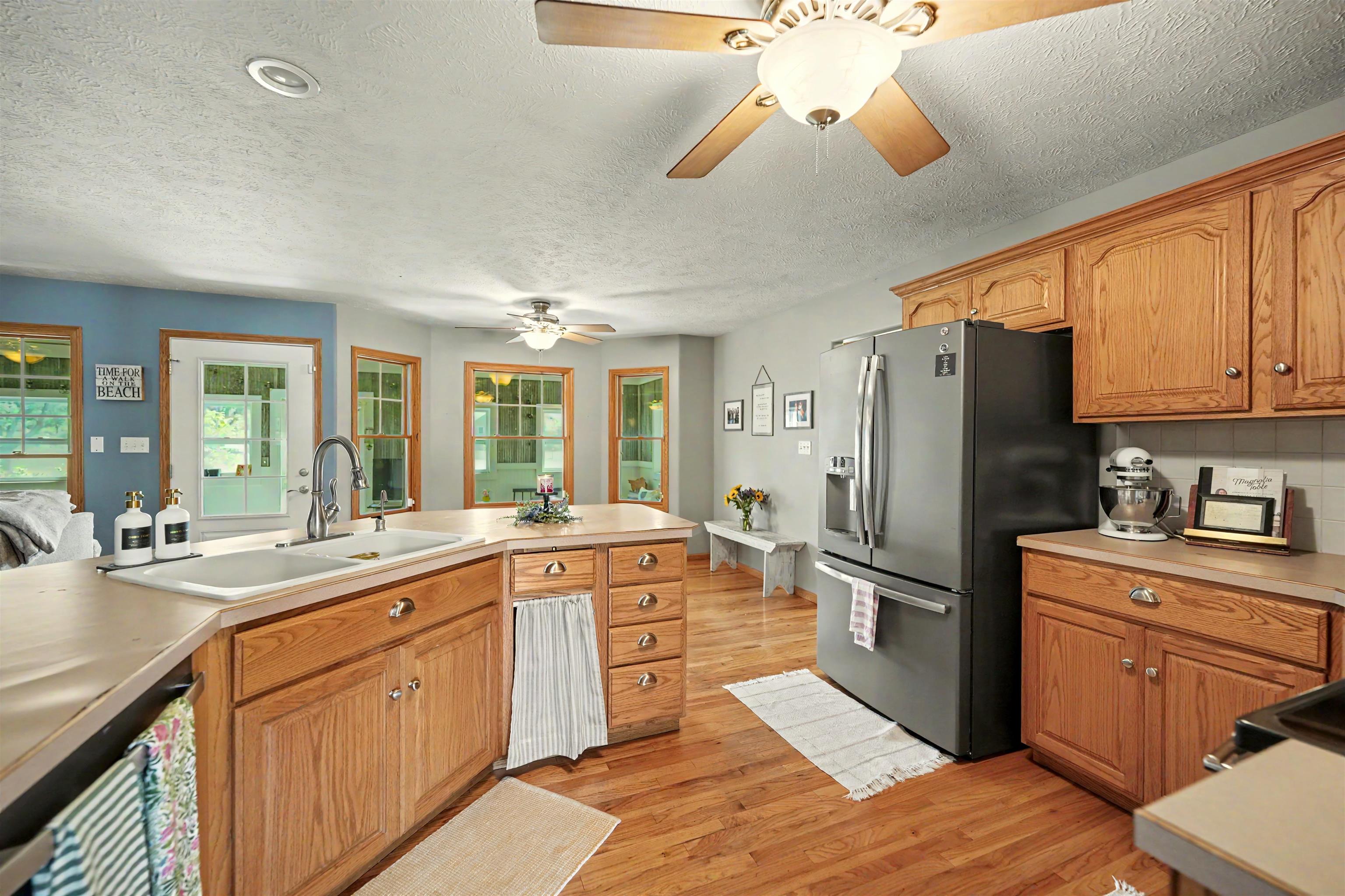 417 Coreyview Place Property Photo 11
