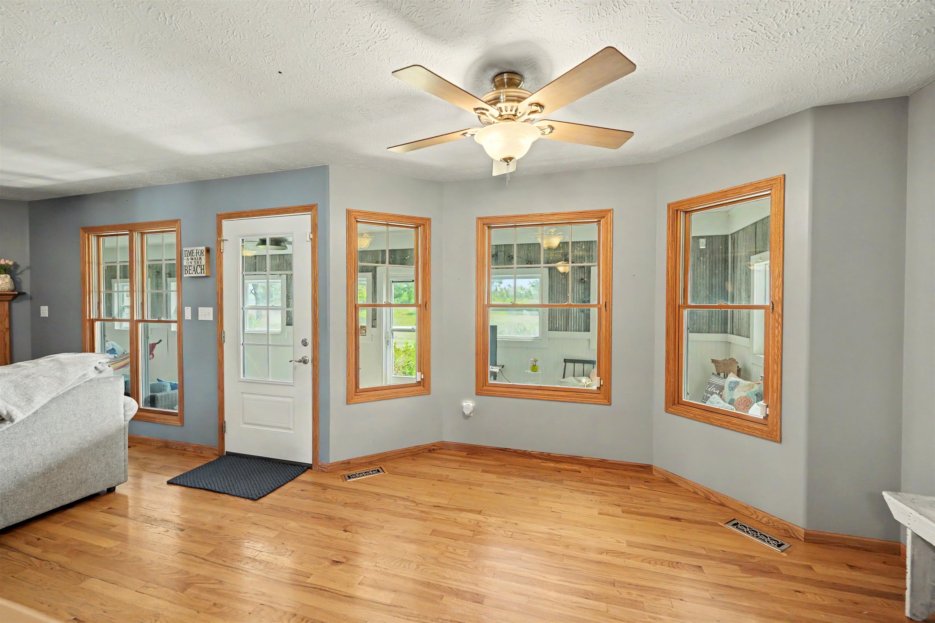 417 Coreyview Place Property Photo 12