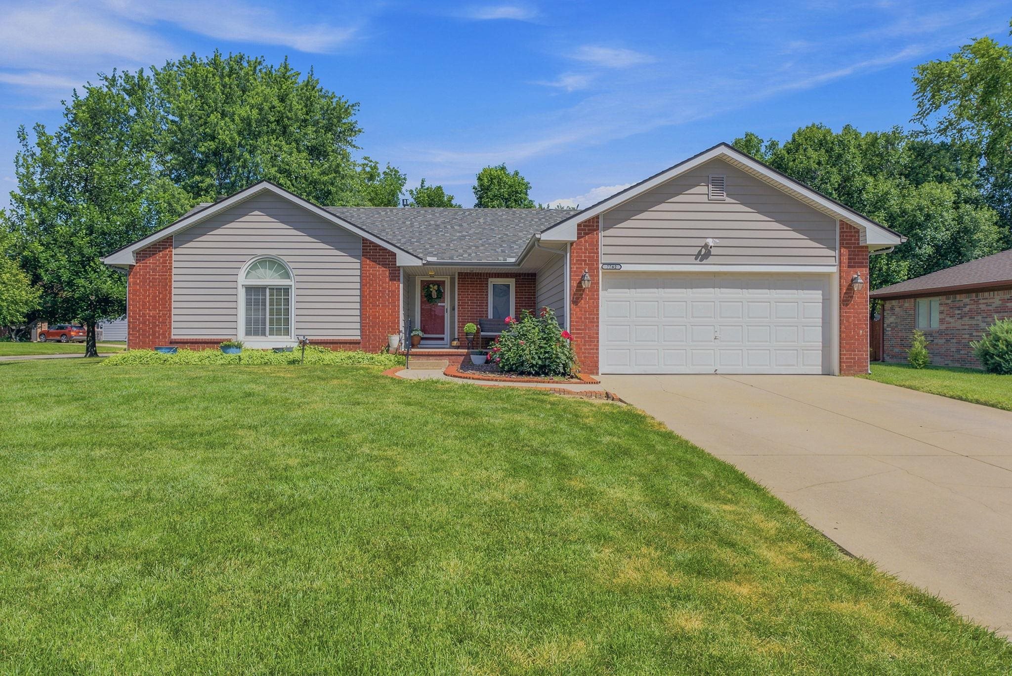 7762 W Harvest Property Photo 1