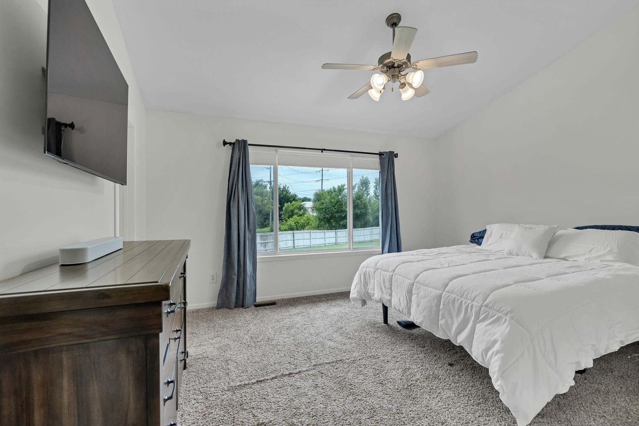 1509 S Shiloh Ct. Property Photo 18