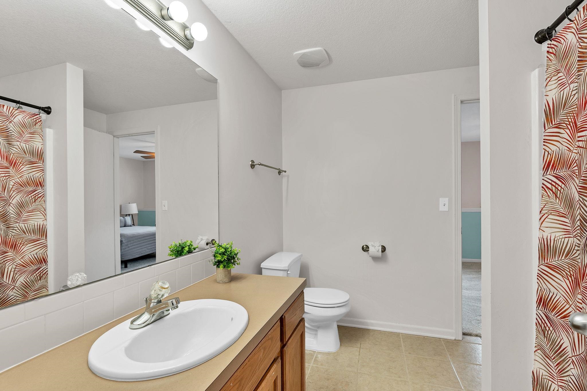1509 S Shiloh Ct. Property Photo 25