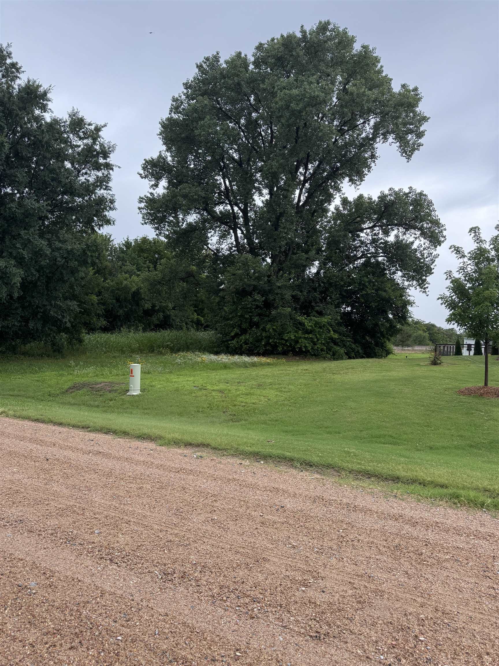Lot 13 Block H Property Photo 1