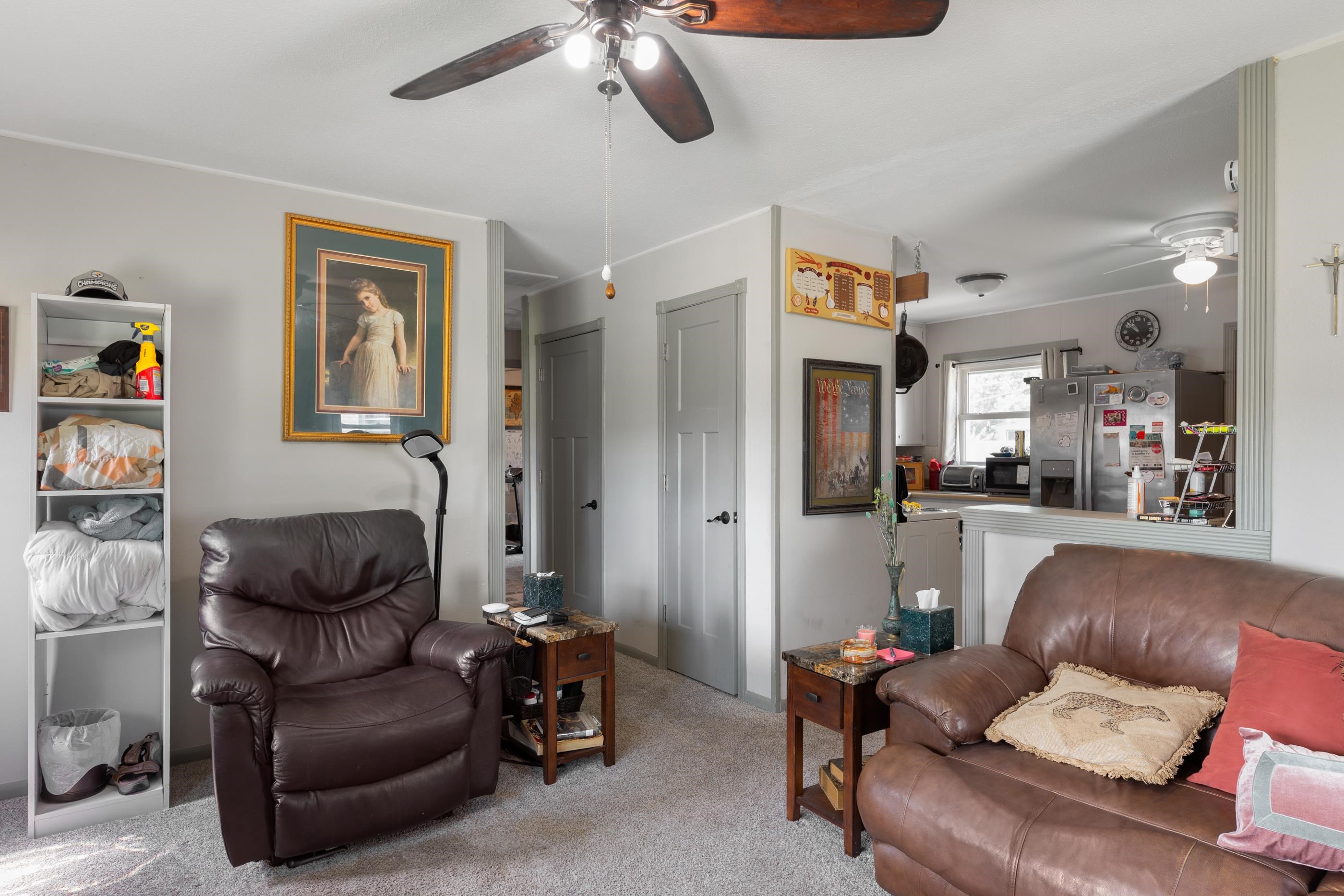 2609 S Elizabeth Ave Property Photo 9