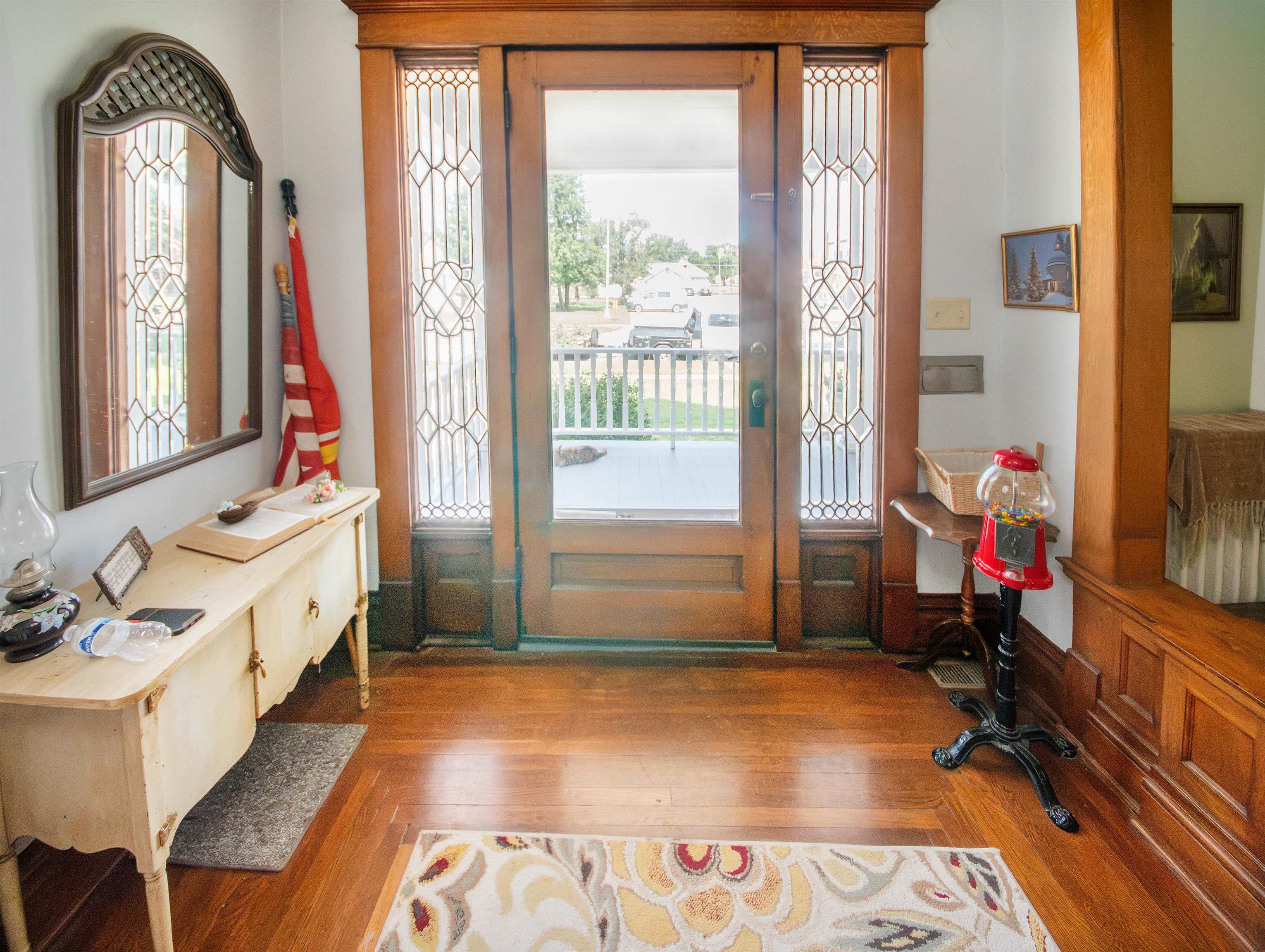 116 N F Property Photo 5