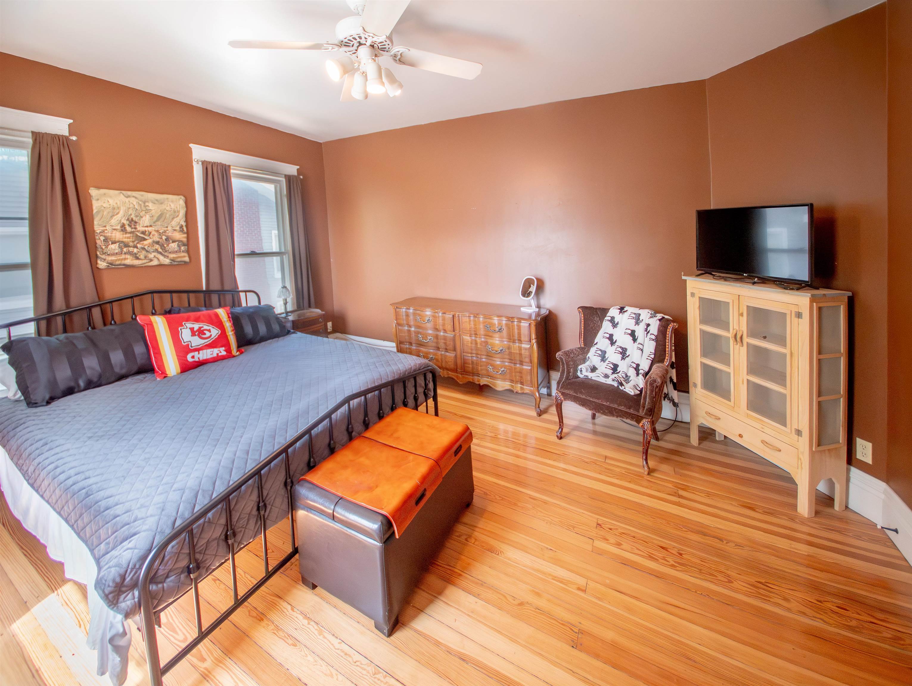 116 N F Property Photo 23