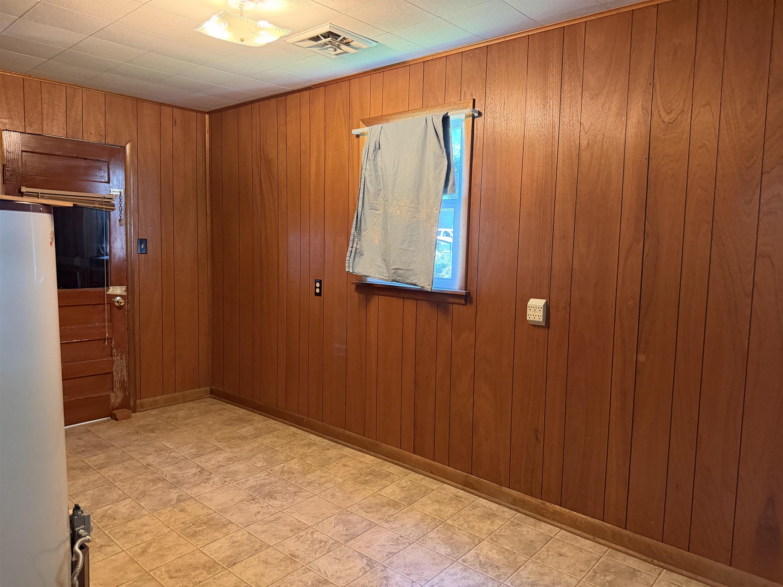 410 E Ohio Property Photo 17